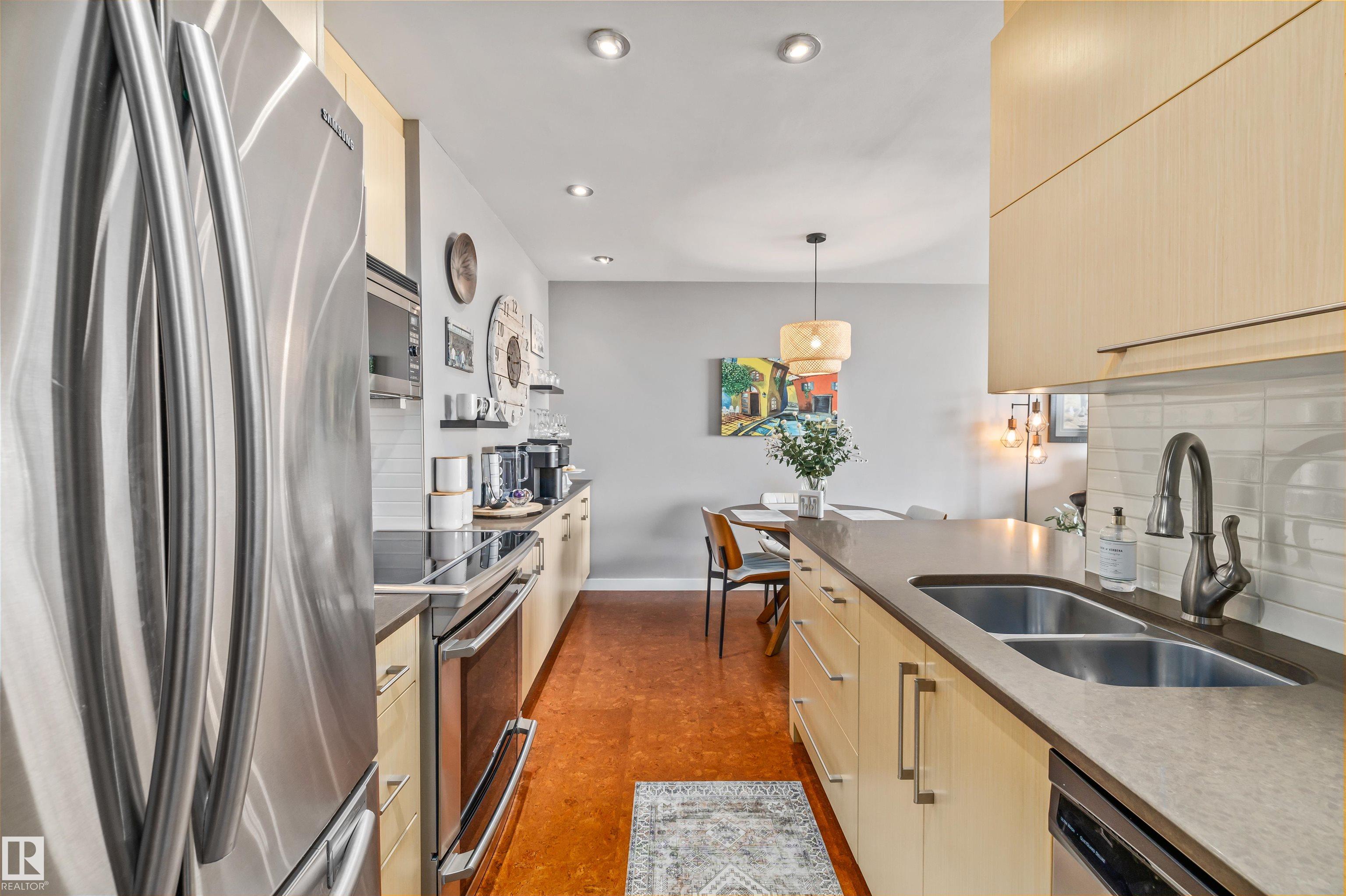 Photo 14 at 1605 - 11307 99 Avenue NW, Wîhkwêntôwin, Edmonton
