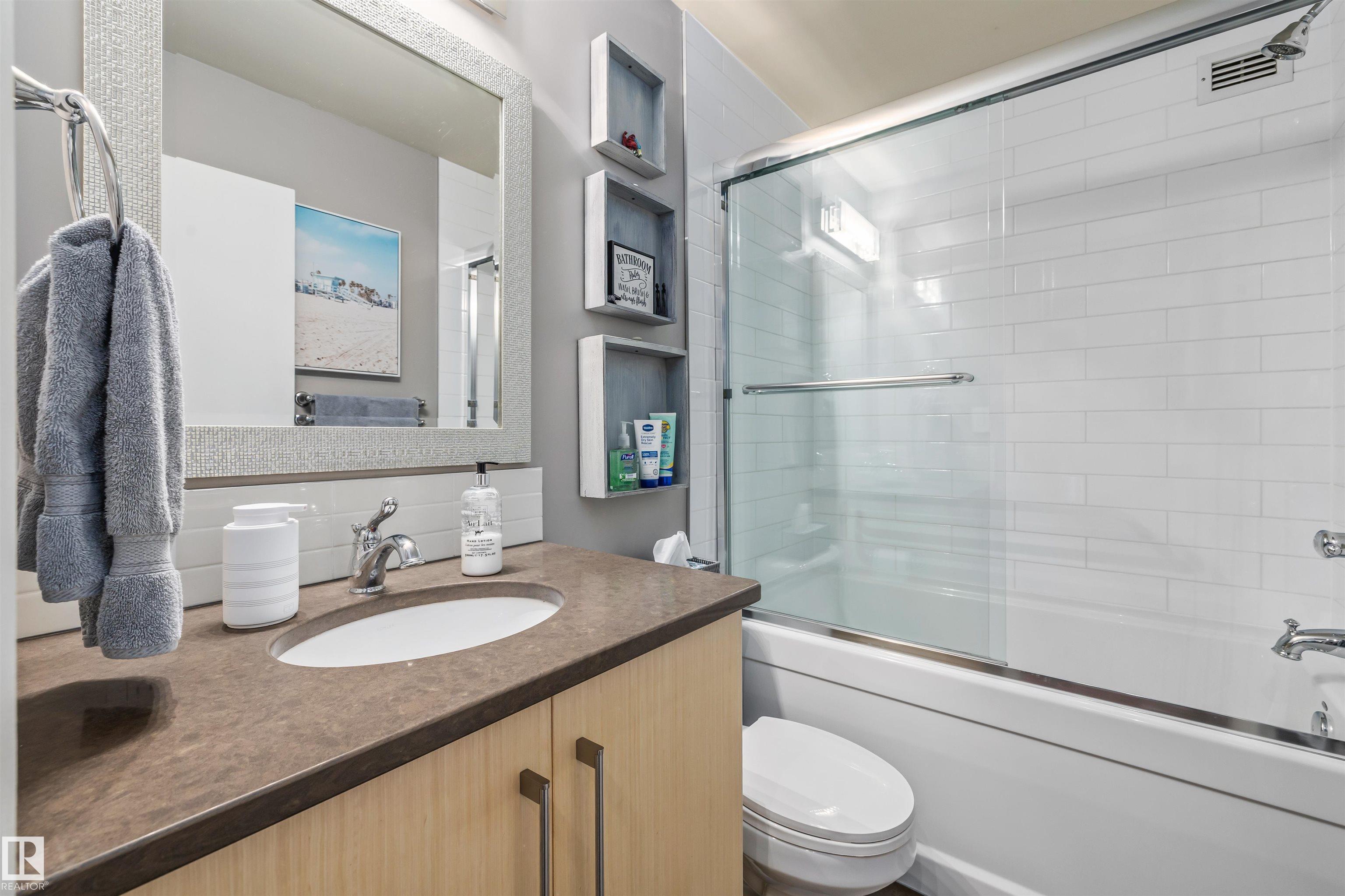 Photo 17 at 1605 - 11307 99 Avenue NW, Wîhkwêntôwin, Edmonton