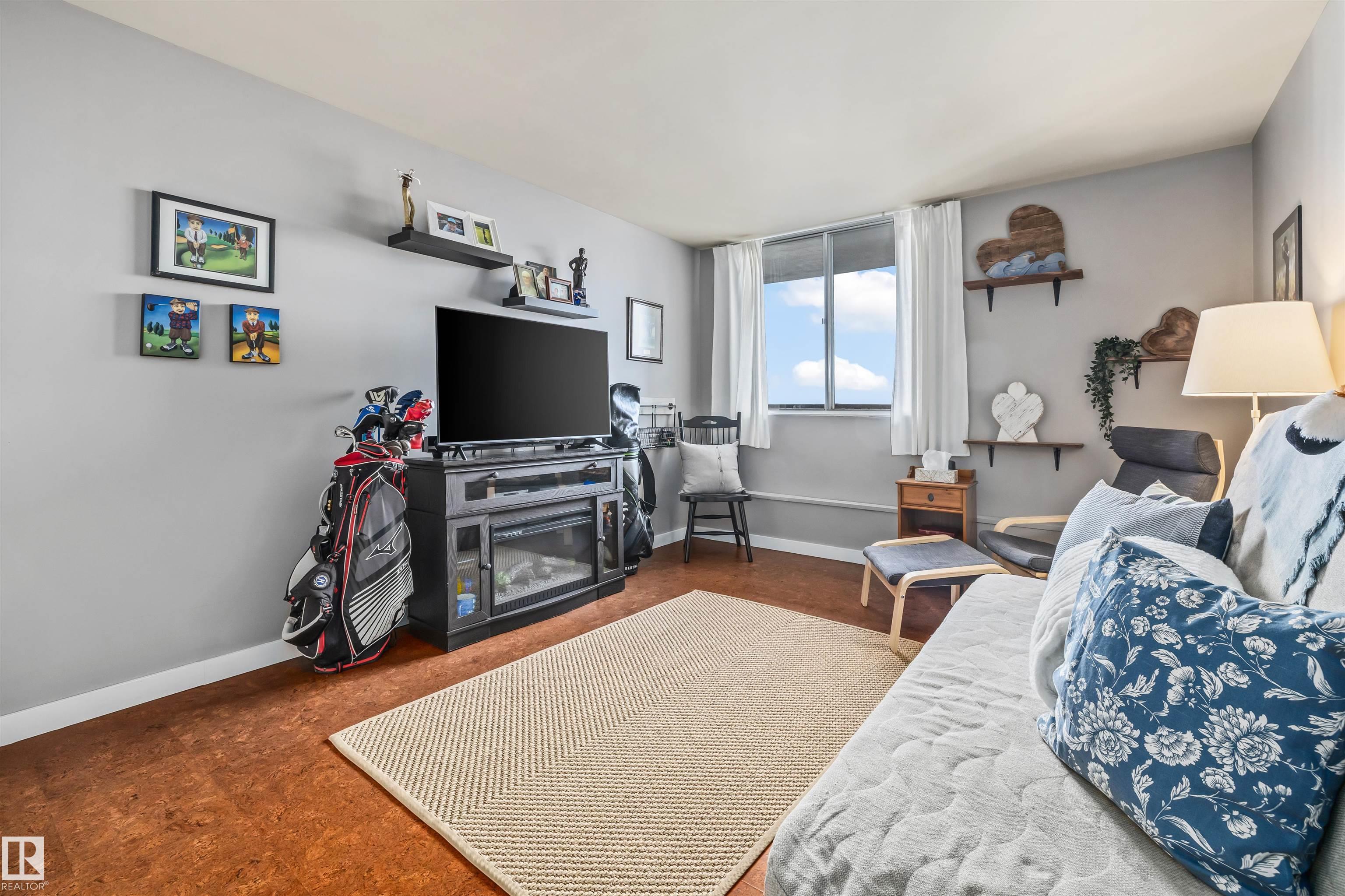 Photo 18 at 1605 - 11307 99 Avenue NW, Wîhkwêntôwin, Edmonton