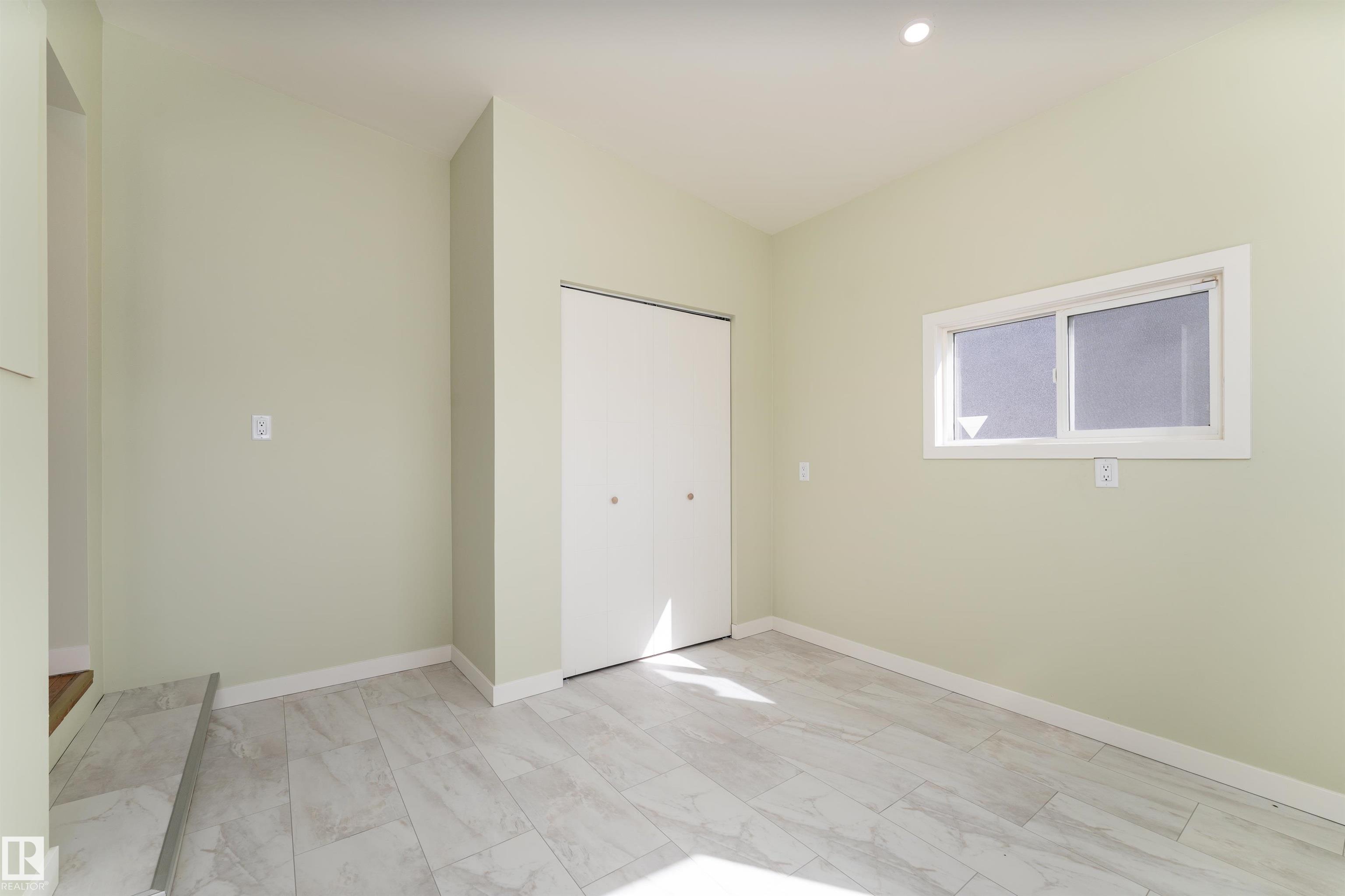 Photo 41 at 9523 134 Avenue NW, Glengarry, Edmonton