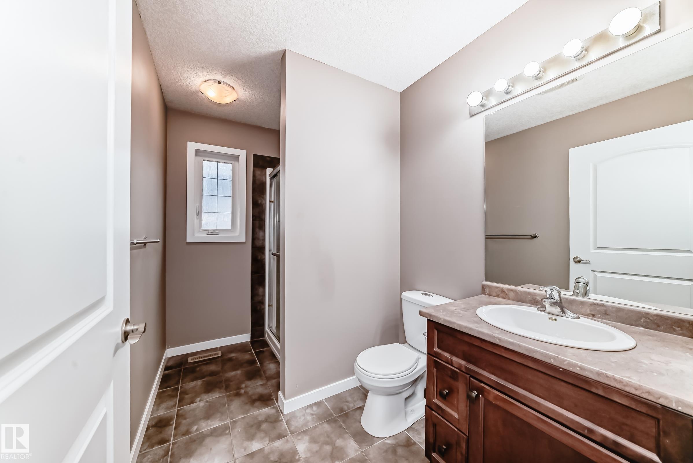 Photo 26 at 16737 60st NW, McConachie Area, Edmonton