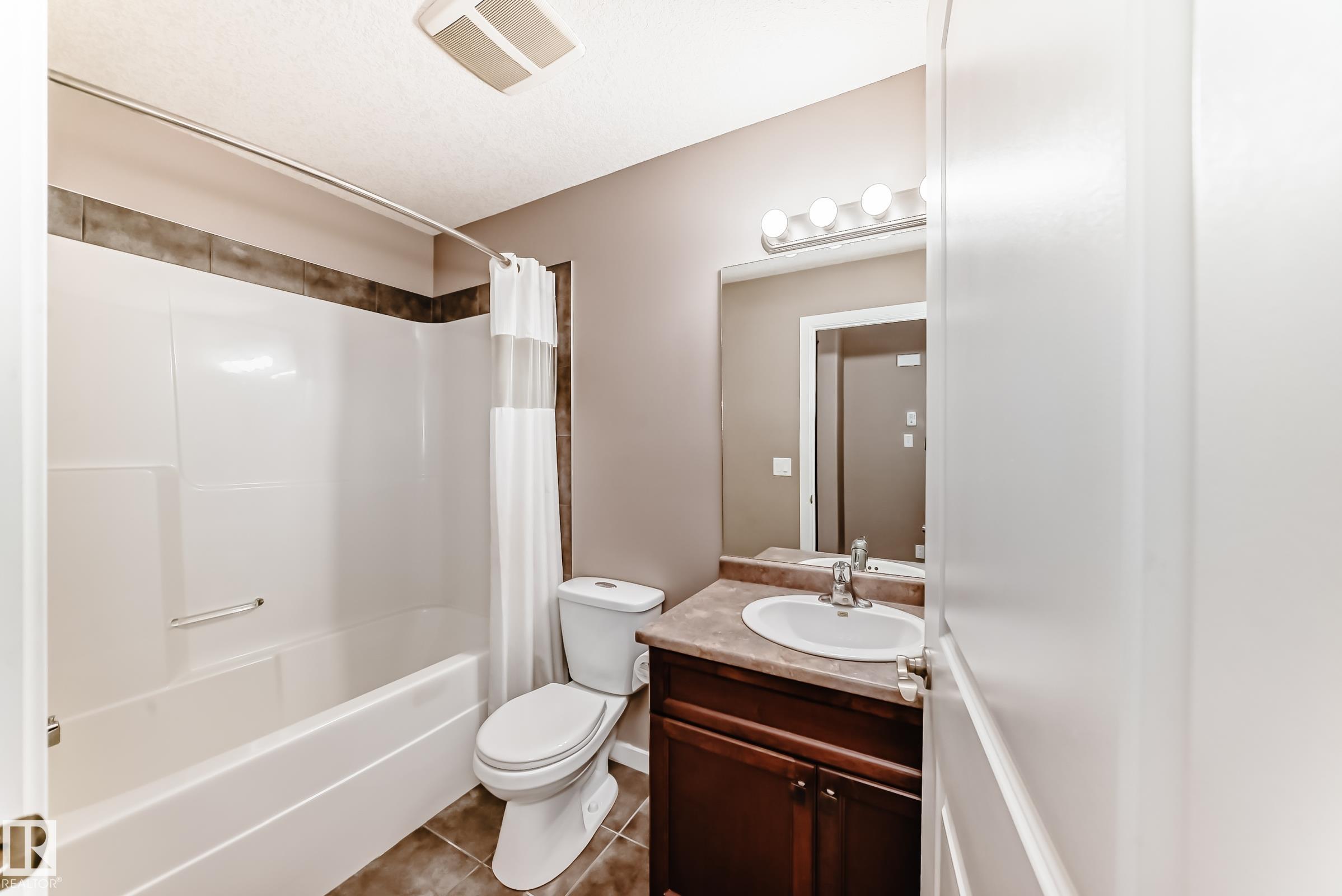 Photo 30 at 16737 60st NW, McConachie Area, Edmonton
