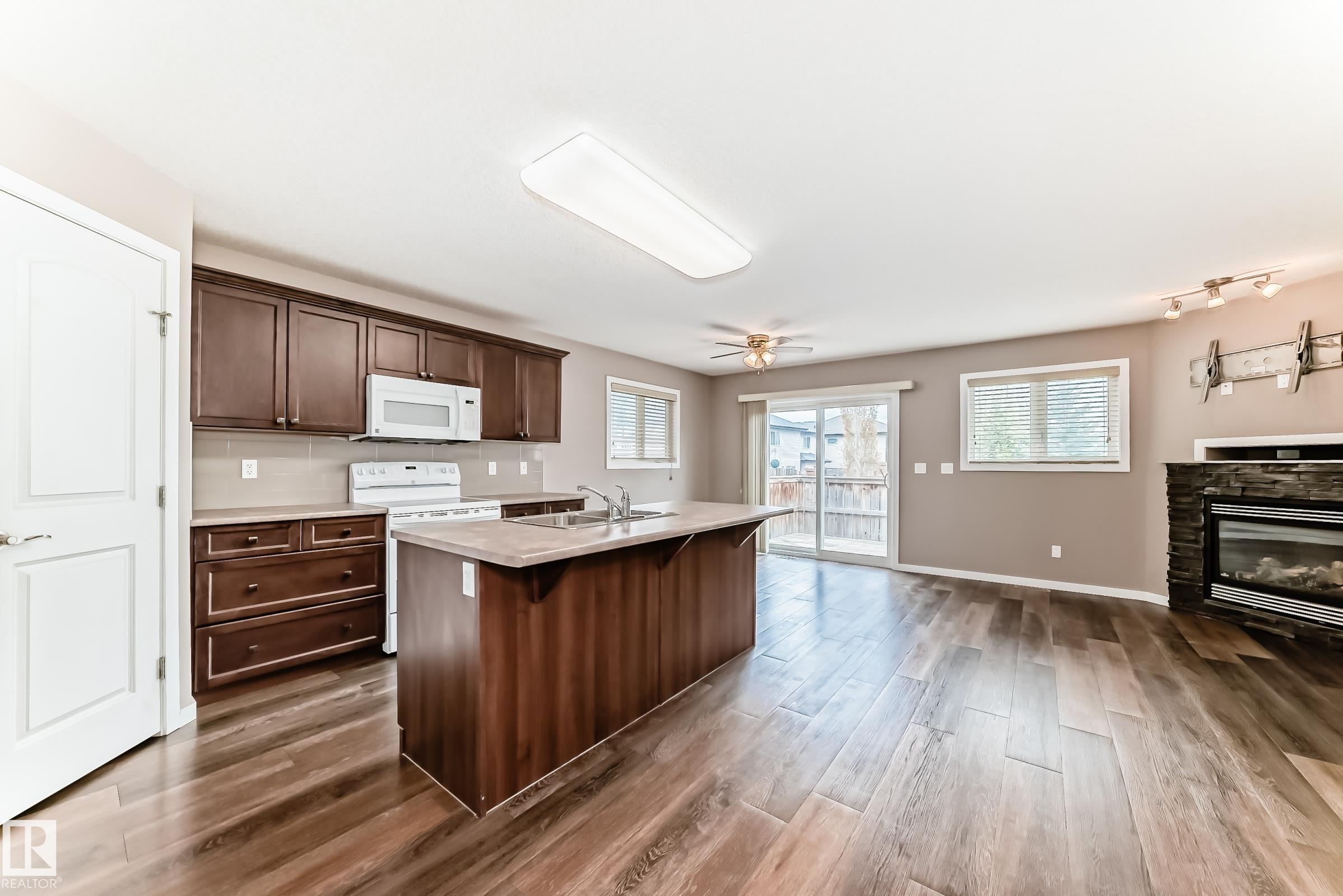 16737 60st NW, McConachie Area, Edmonton