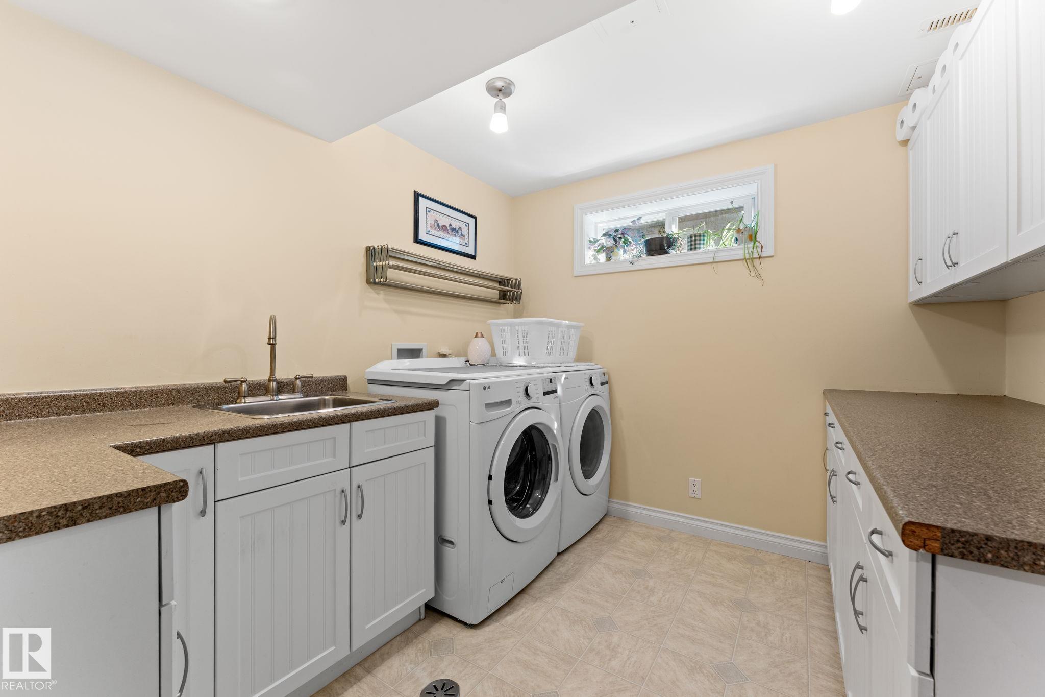 Photo 36 at 4719 117a Street NW, Malmo Plains, Edmonton