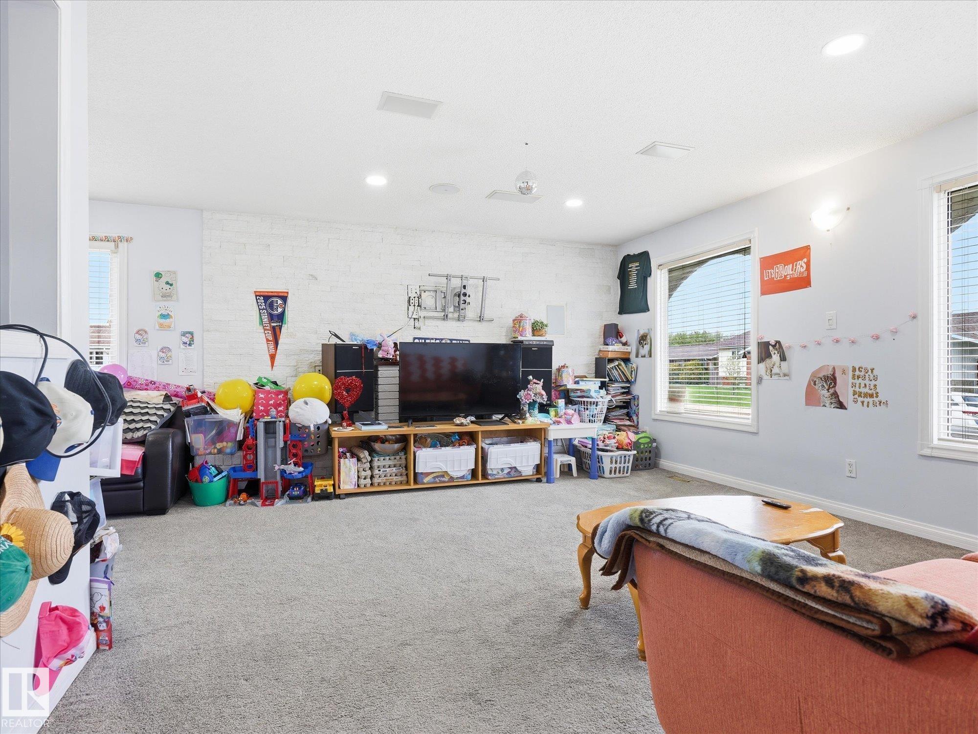 14320 117 Street NW, Carlisle, Edmonton