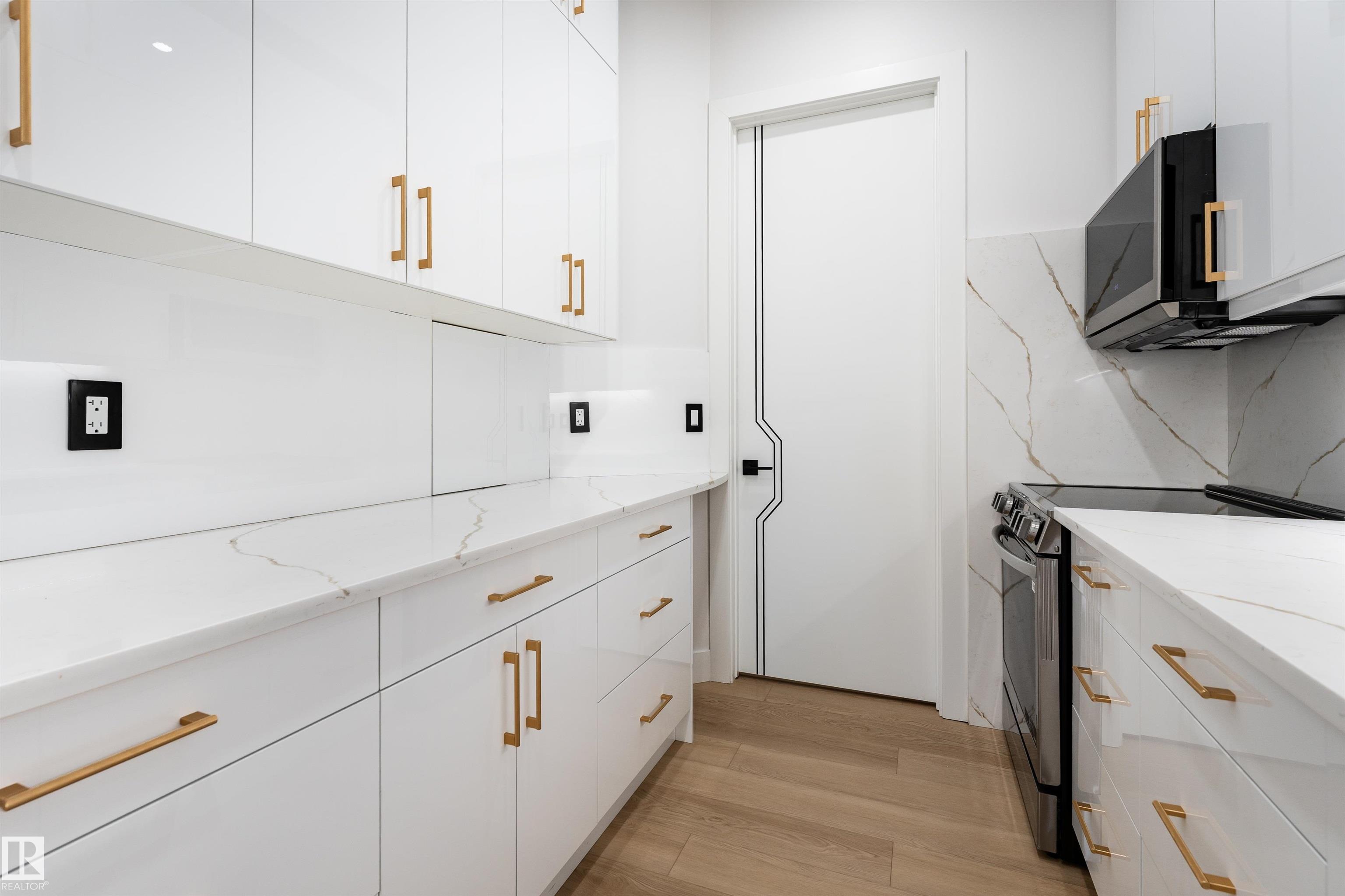 Photo 11 at 16511 8 Street NE, Quarry Ridge, Edmonton
