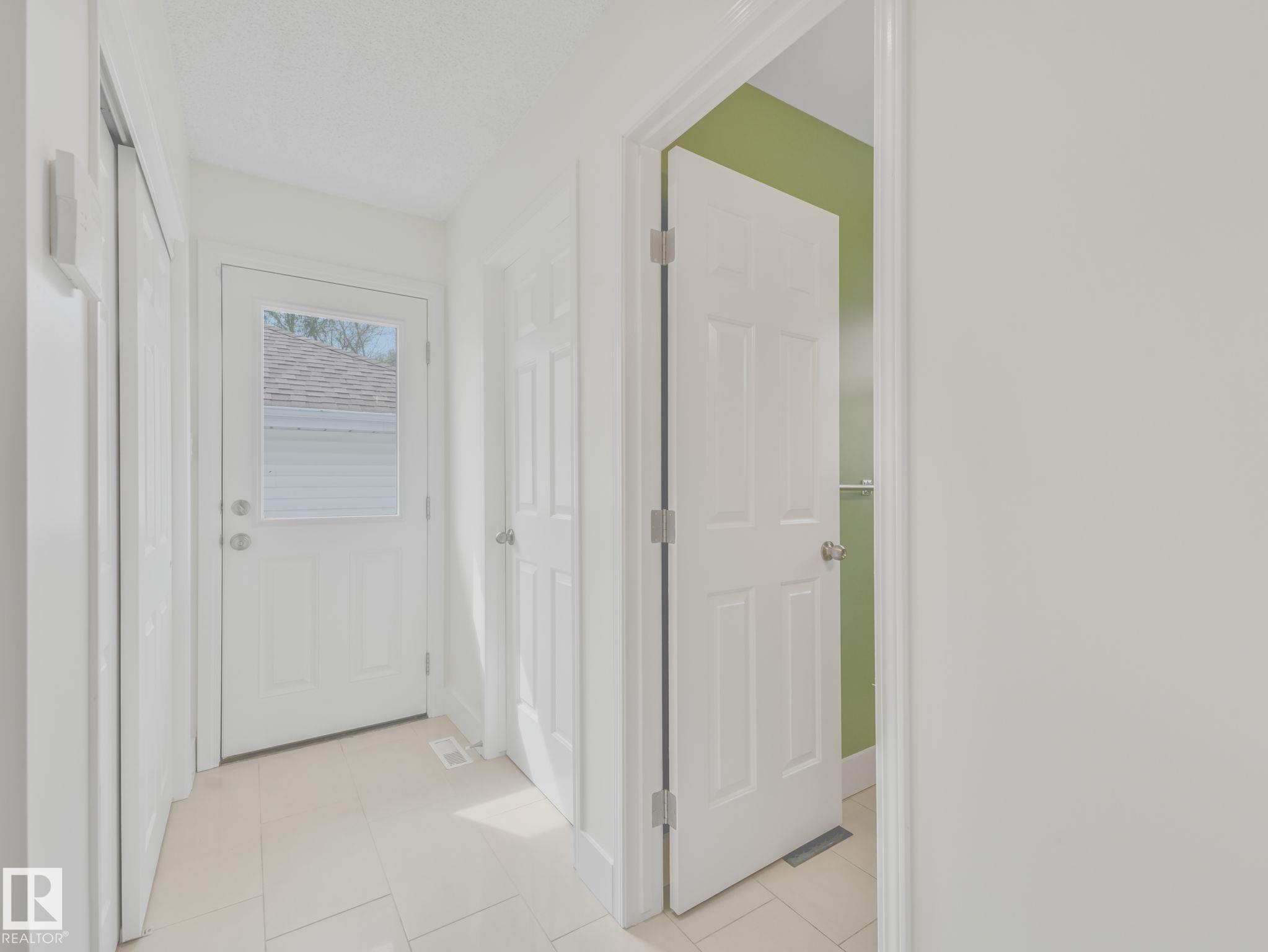 Photo 25 at 9642 100 Street NW, Rossdale, Edmonton