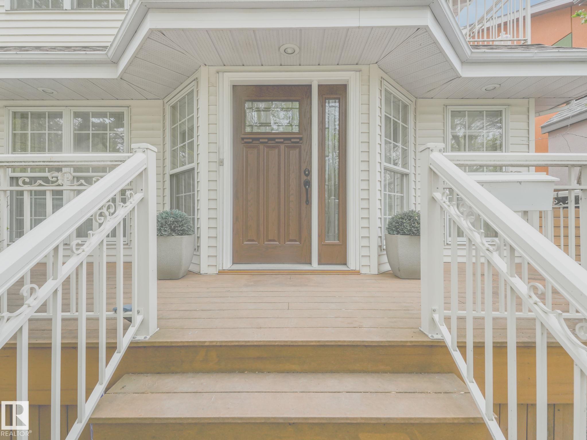 9642 100 Street NW, Rossdale, Edmonton