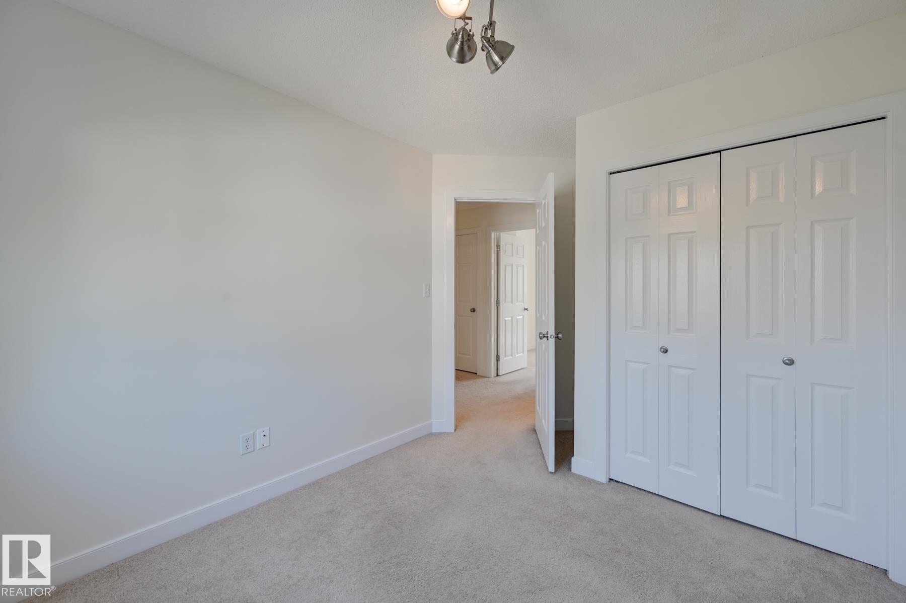 https://zimg.paragon.ice.com/ParagonImages/Property/PM/RAE/225401991/13/0/0/8f81c71c7e82b11c07582e3f9043b241/1/2e96836e40d4c7c562596f2f816abd34/225401991-9D9B9FE4-7163-4B92-9FF8-78C9A404962D.JPG