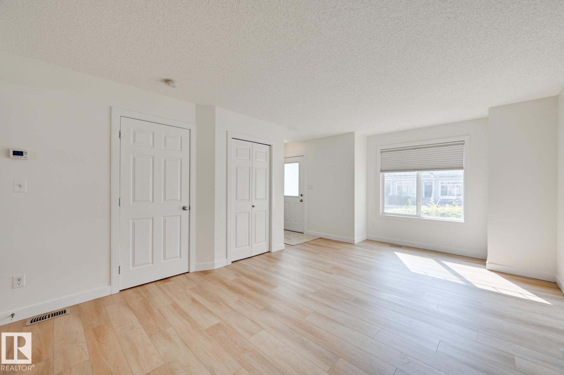 https://zimg.paragon.ice.com/ParagonImages/Property/PM/RAE/225401991/7/0/0/077639fee5f1cf47a28d6d66b24ae2ef/1/2e96836e40d4c7c562596f2f816abd34/225401991-F096E7C0-1B86-467A-8672-8593102352EC.JPG