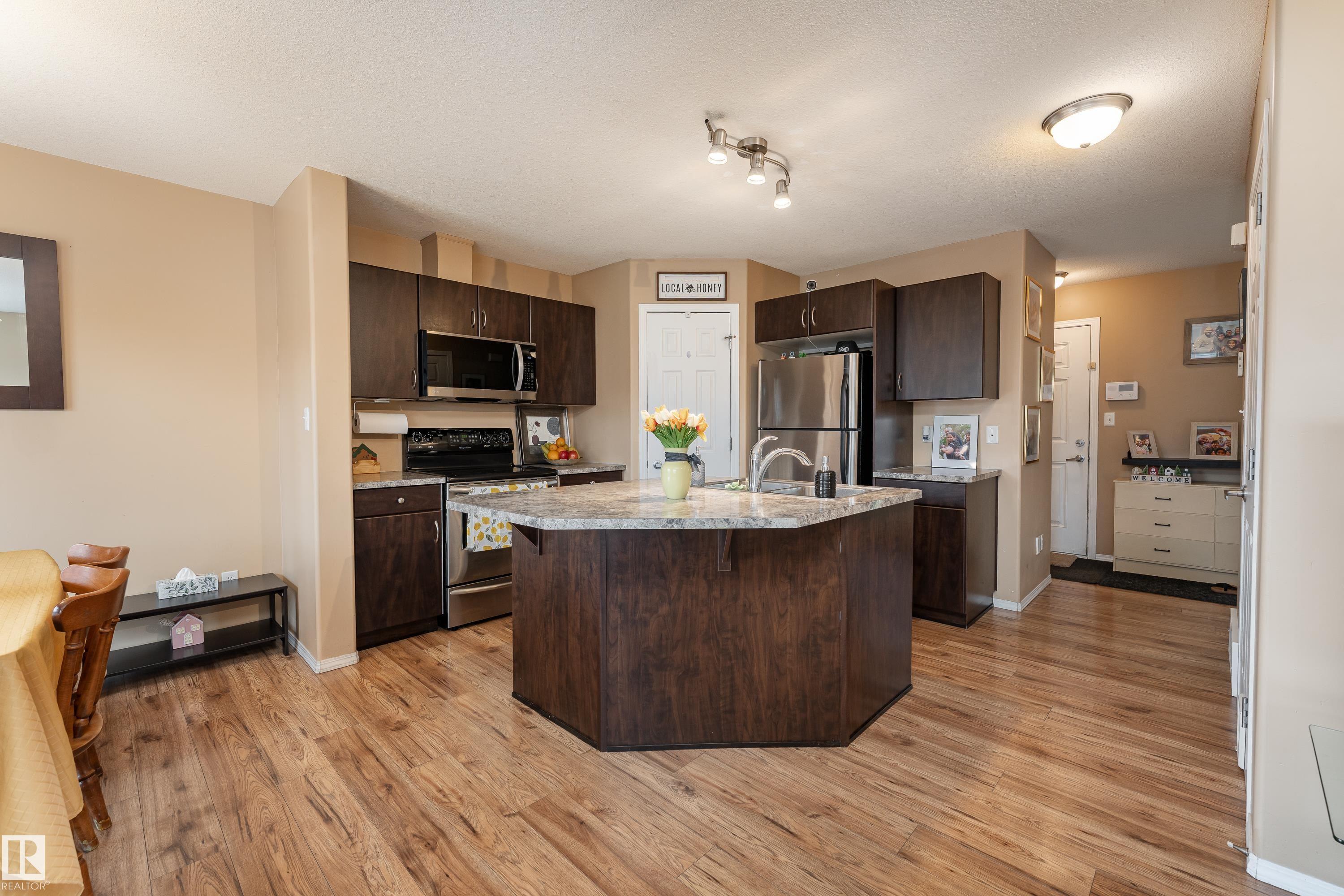 Photo 12 at 105 Galloway Wynd, South Fort, Fort Saskatchewan