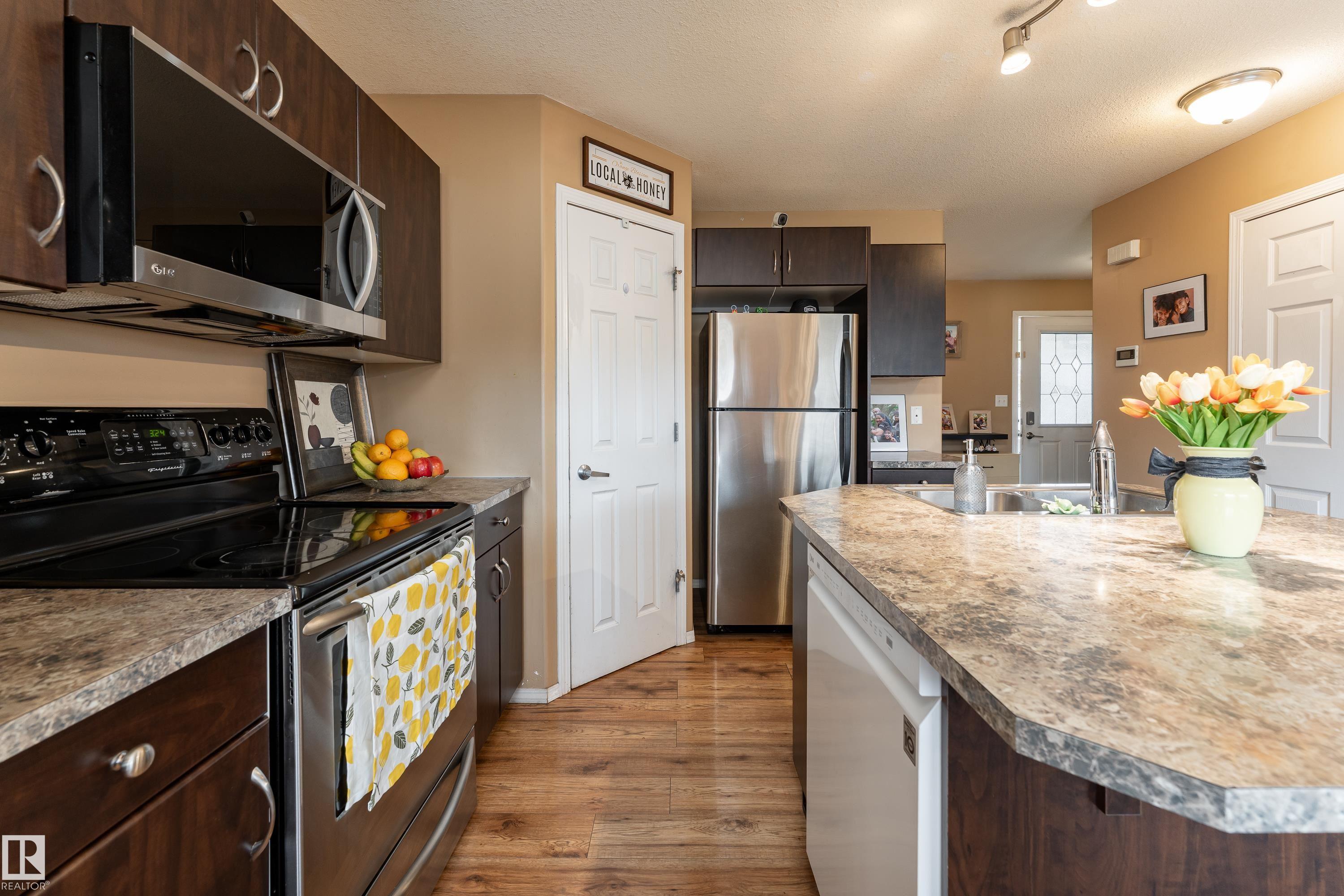 Photo 13 at 105 Galloway Wynd, South Fort, Fort Saskatchewan
