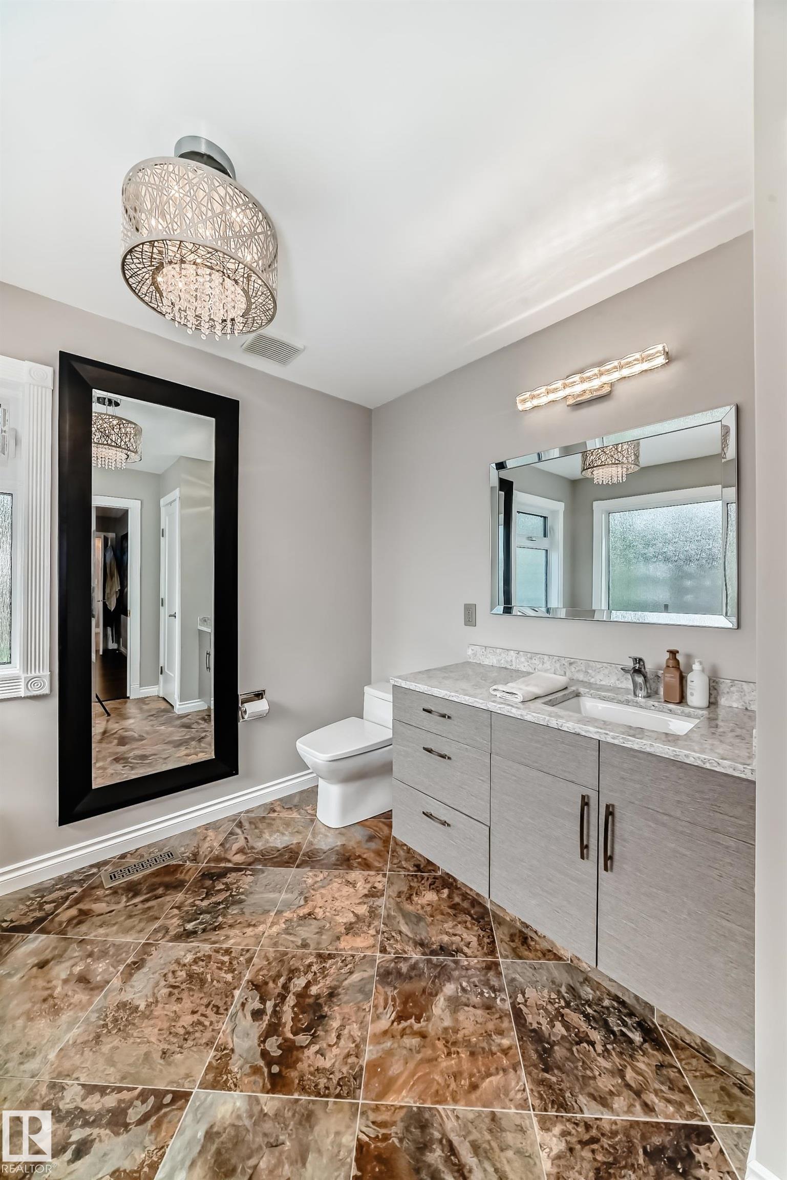 Photo 30 at 15724 72a Street NW, Ozerna, Edmonton
