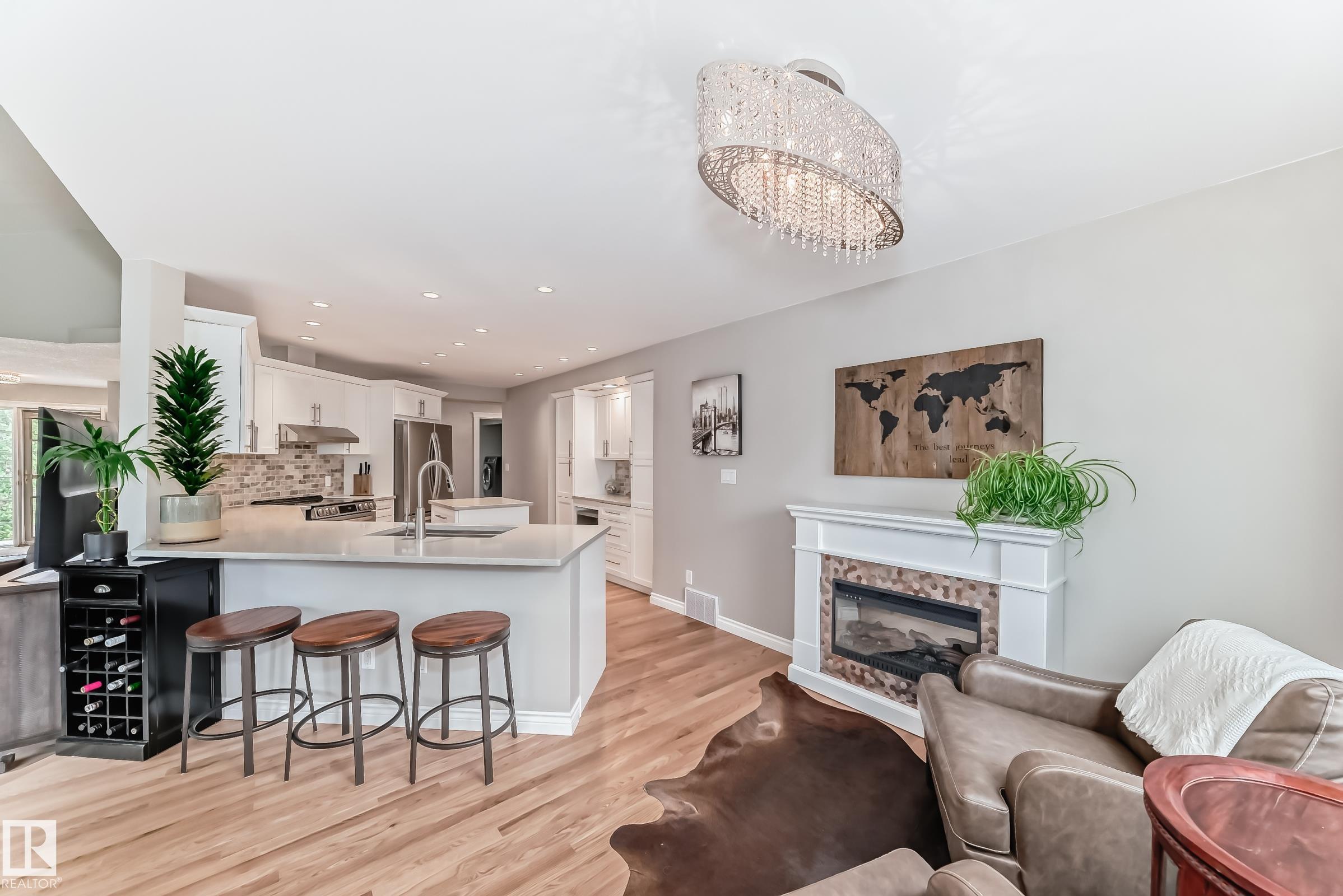 Photo 9 at 15724 72a Street NW, Ozerna, Edmonton
