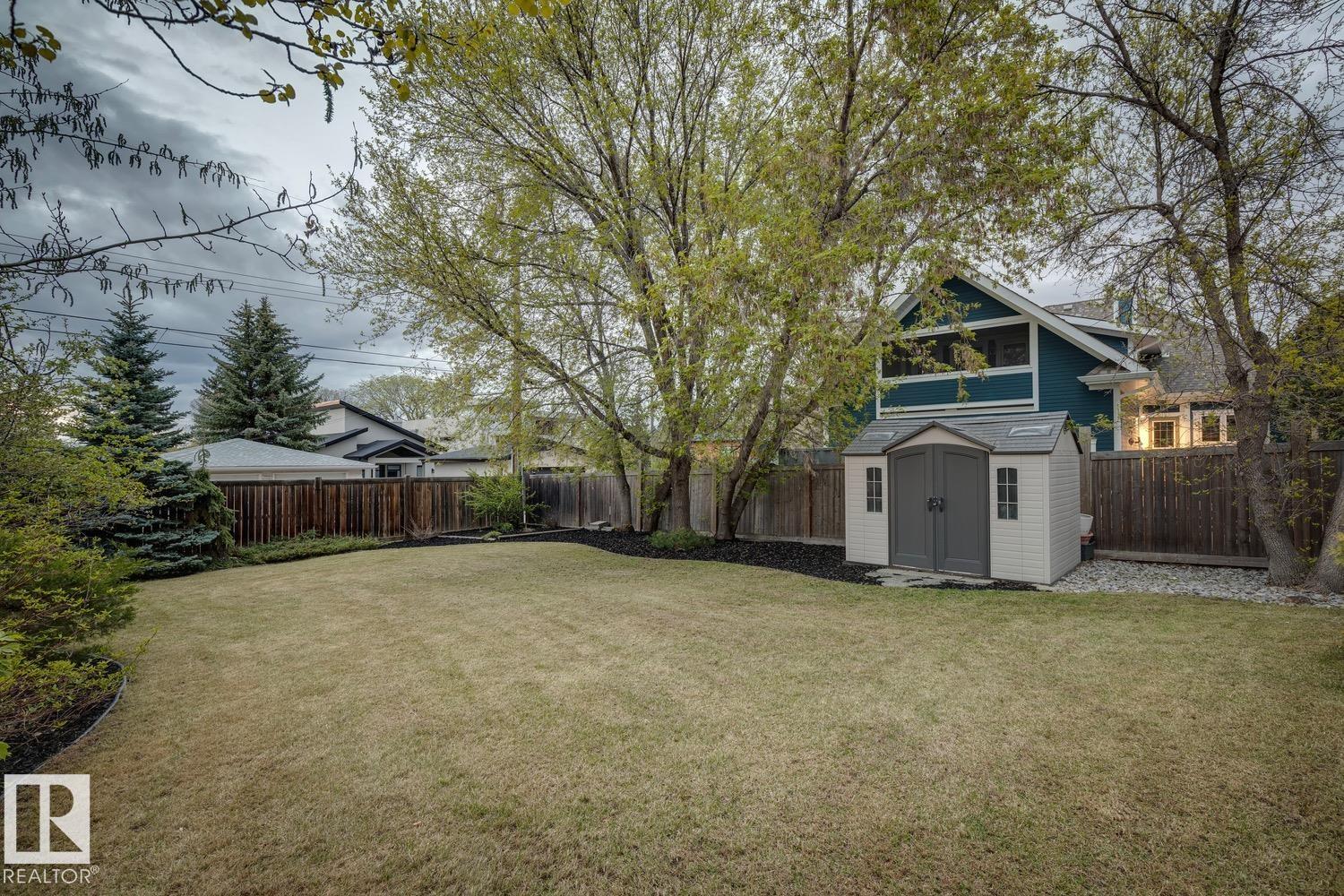 Photo 15 at 11A Belmont Drive, Braeside, St. Albert