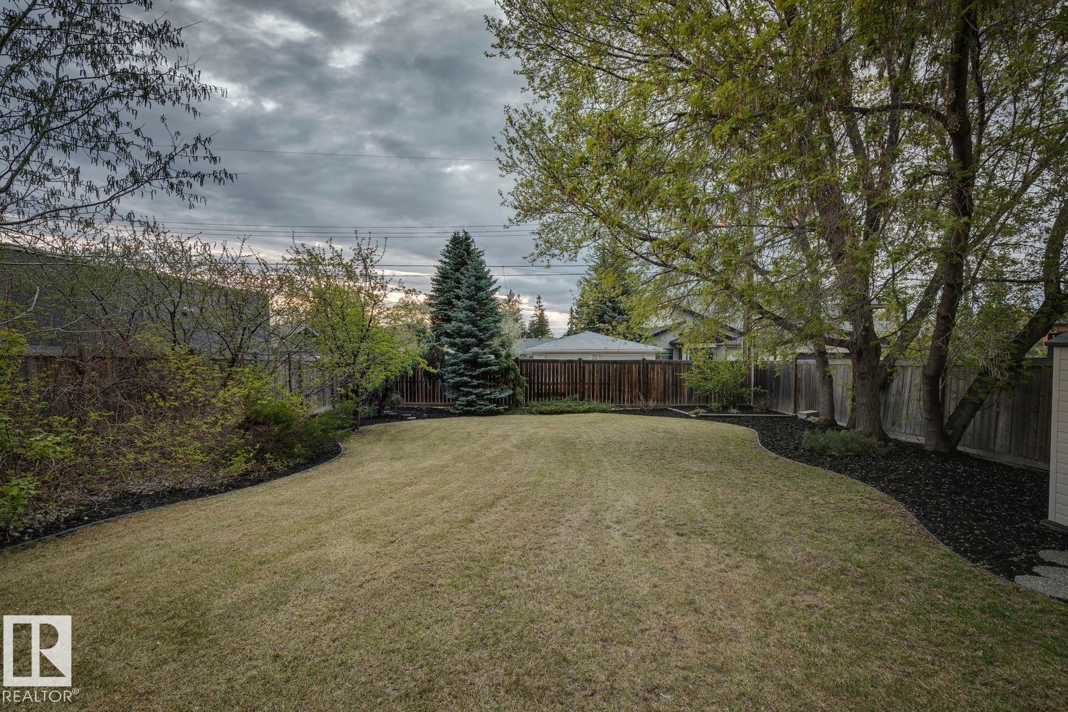 Photo 16 at 11A Belmont Drive, Braeside, St. Albert