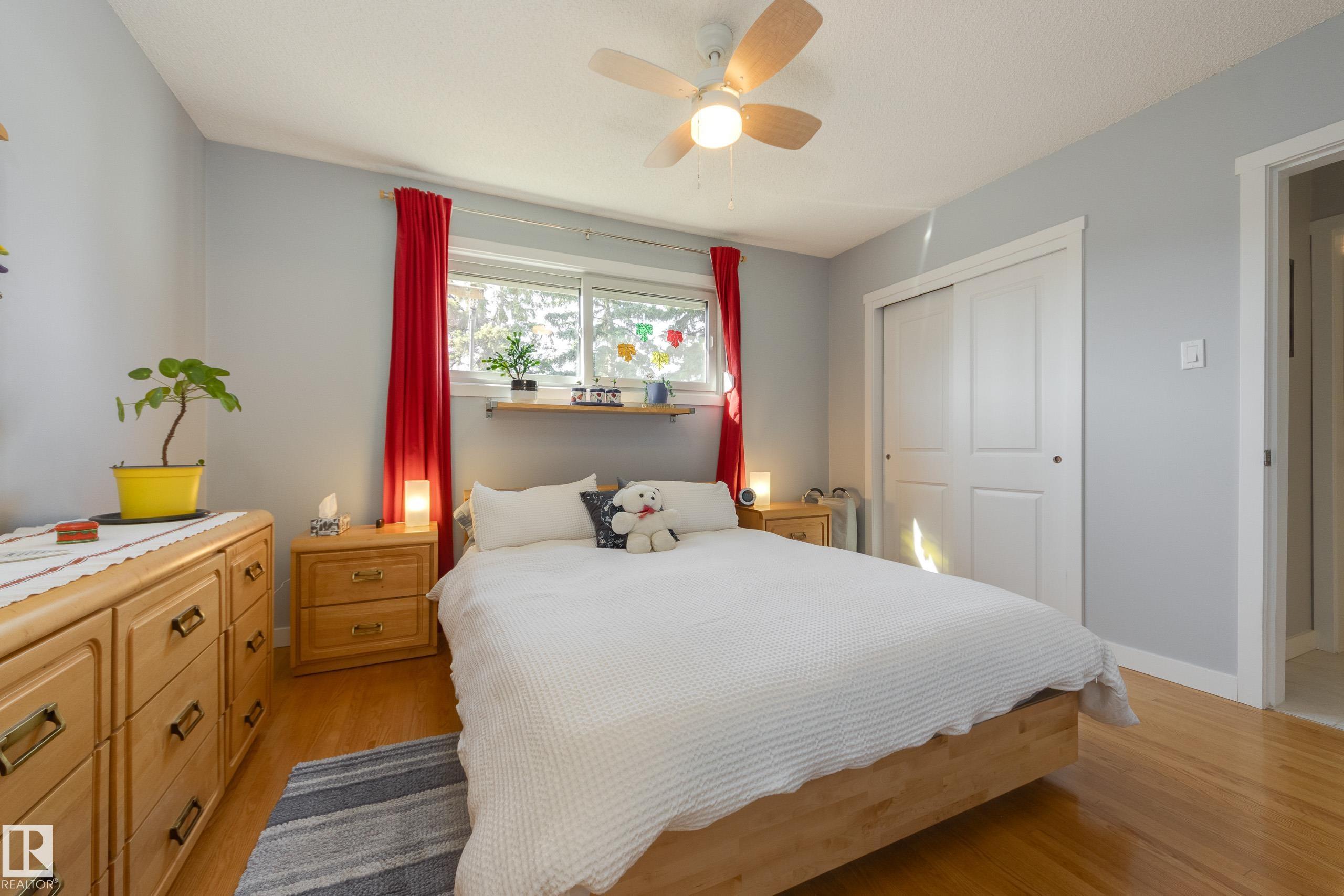 Photo 20 at 7211 90 Avenue NW, Kenilworth, Edmonton