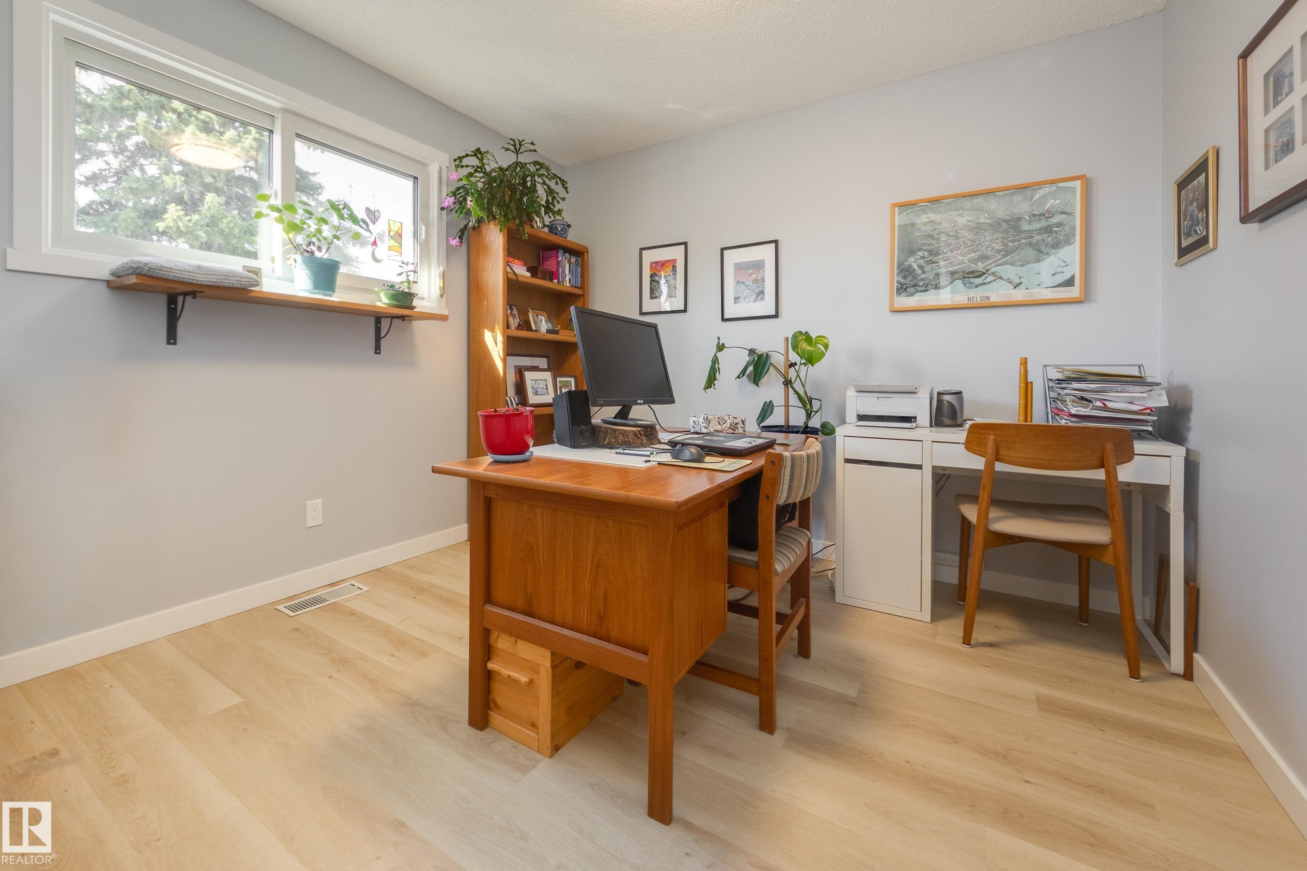 Photo 23 at 7211 90 Avenue NW, Kenilworth, Edmonton