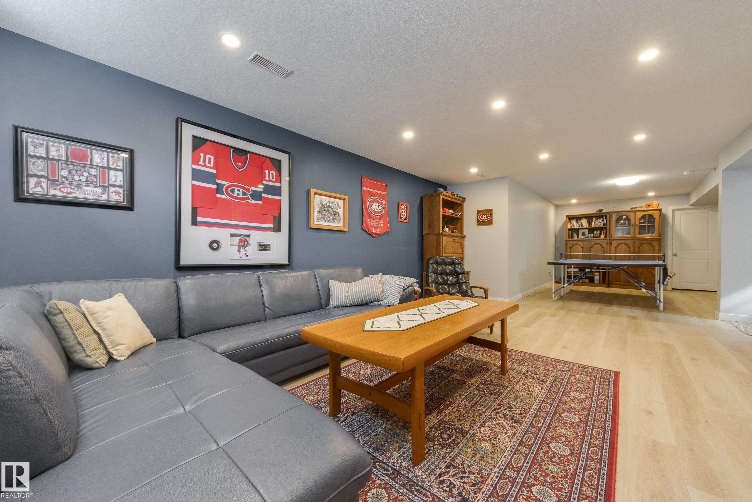 Photo 33 at 7211 90 Avenue NW, Kenilworth, Edmonton