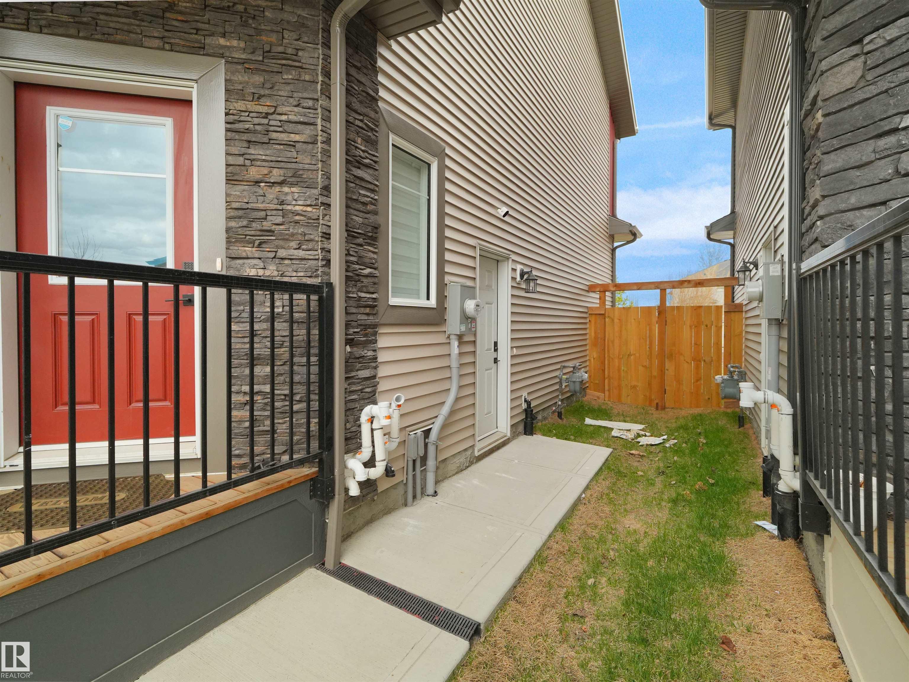 Photo 52 at 16252 19 Avenue SW, Glenridding Heights, Edmonton