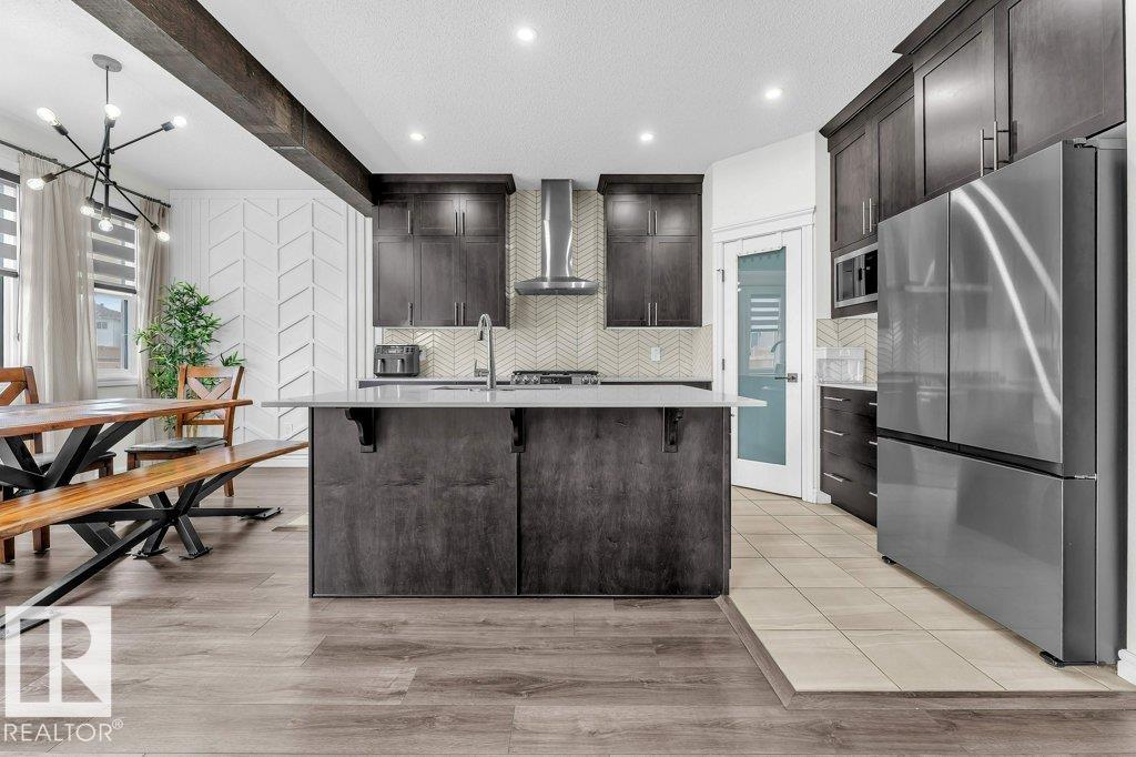 Picture for 2107 14 AV NW