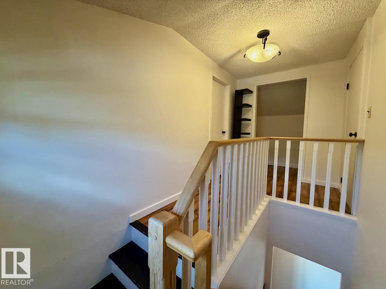 https://zimg.paragon.ice.com/ParagonImages/Property/PM/RAE/225402012/16/0/0/00f4af5c224be99e1de92ed92a70c09b/1/af0a62c9ad3b877d6828cc60120e47f8/225402012-47ef2b87-9885-4330-a5f8-05edfdb44c2f.JPG