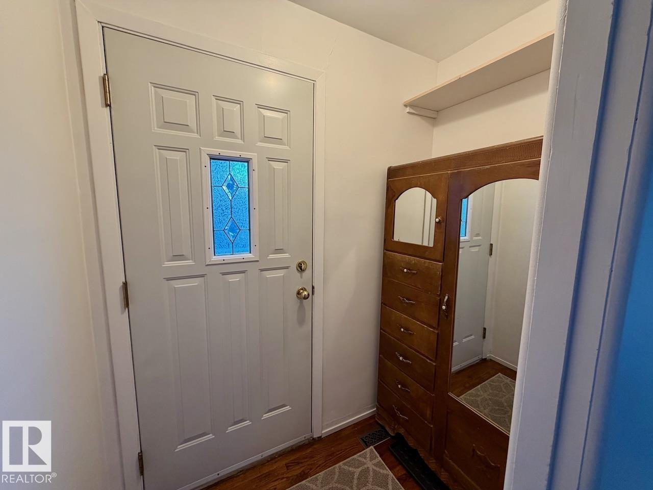 https://zimg.paragon.ice.com/ParagonImages/Property/PM/RAE/225402012/30/0/0/6dd79cd8ba83f30b37ca7b9b7d19e2e5/1/af0a62c9ad3b877d6828cc60120e47f8/225402012-1da0138e-4a7e-40e5-85c8-123dd7b3aaed.JPG
