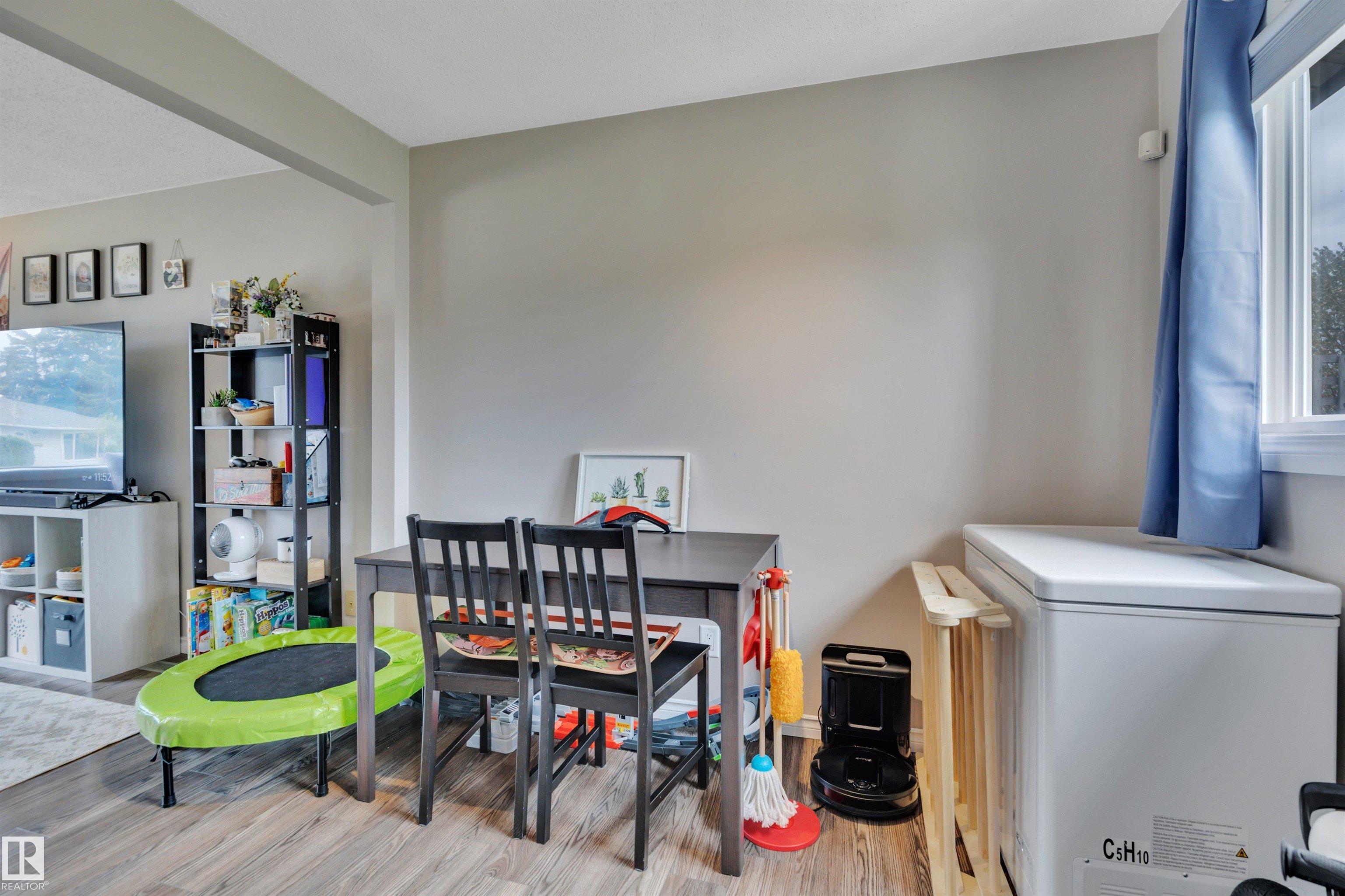 Photo 11 at 13432 58 Street NW, Belvedere, Edmonton