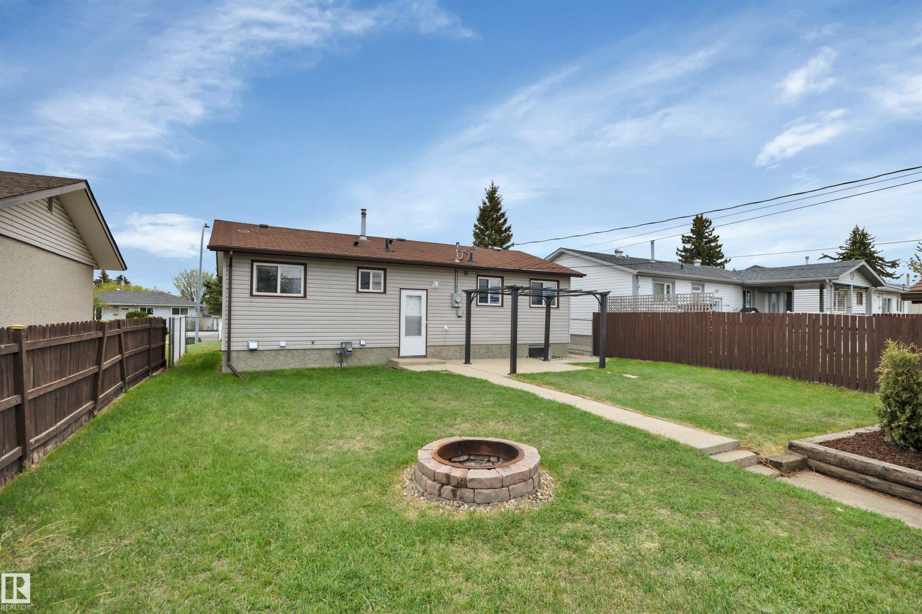 Photo 48 at 13432 58 Street NW, Belvedere, Edmonton