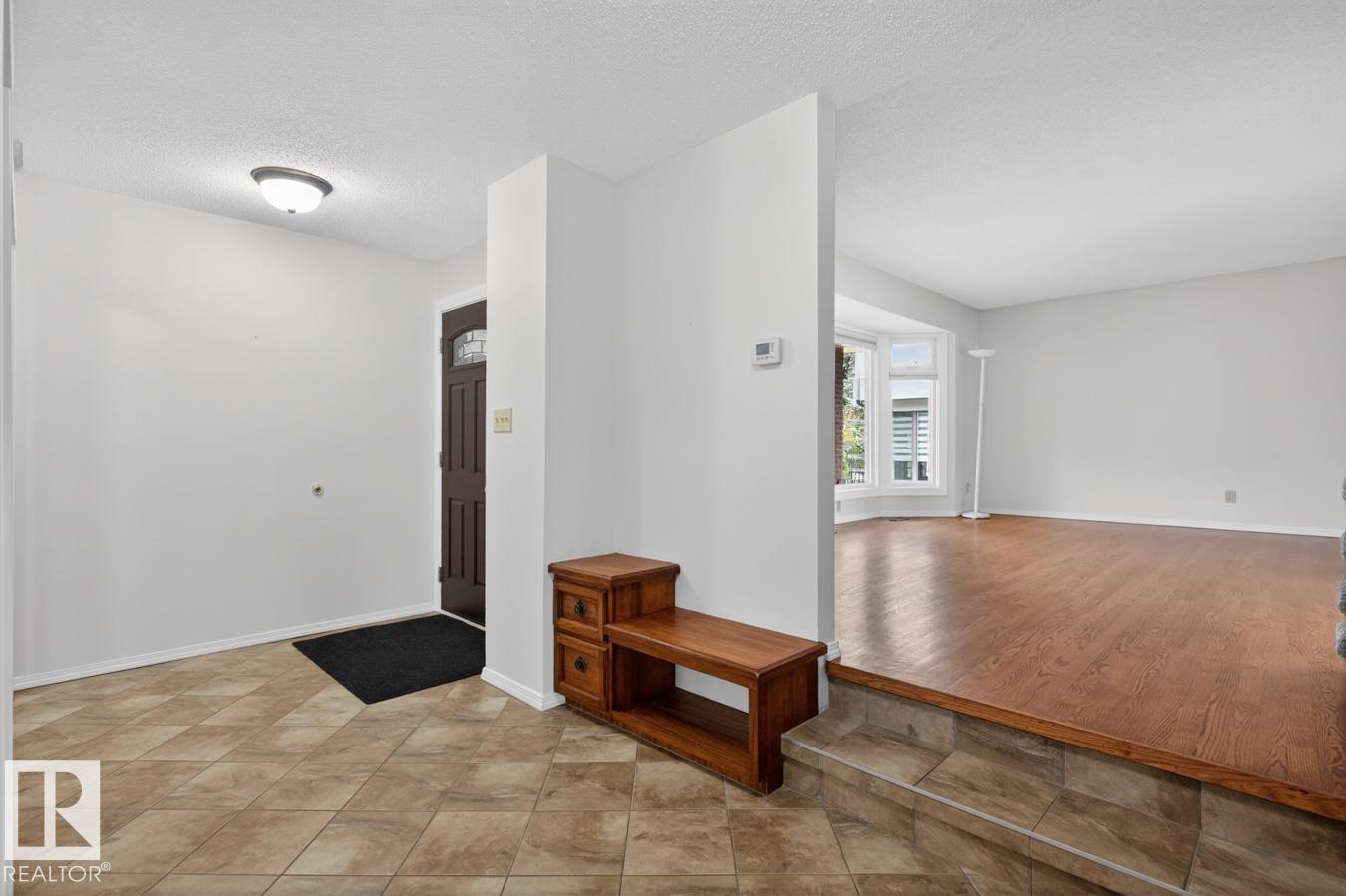 Photo 7 at 8911 84 Avenue NW, Bonnie Doon, Edmonton