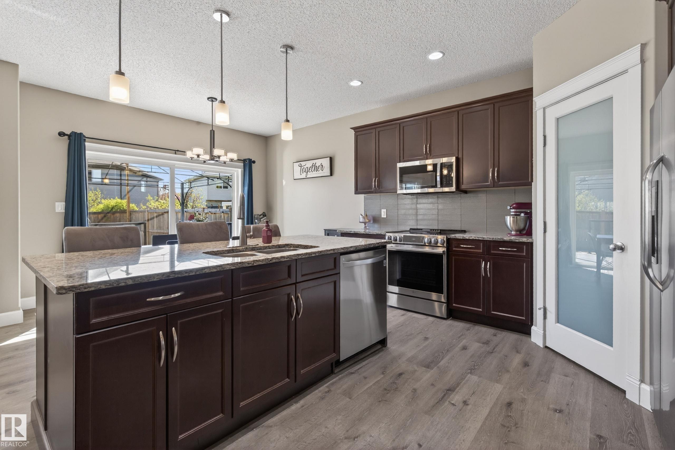Photo 10 at 3356 Hilton Crescent NW, The Hamptons, Edmonton