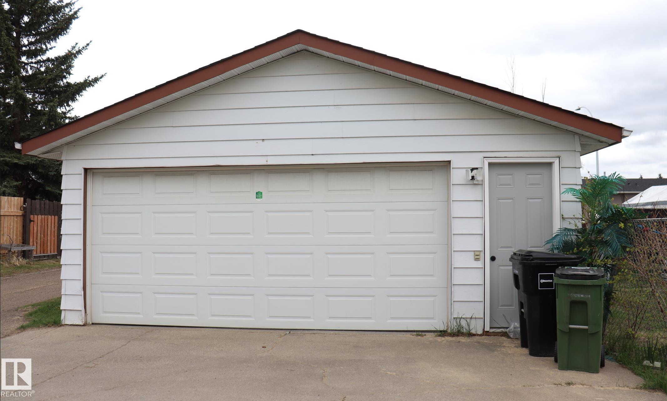 8715 41 Avenue NW, Tweddle Place, Edmonton