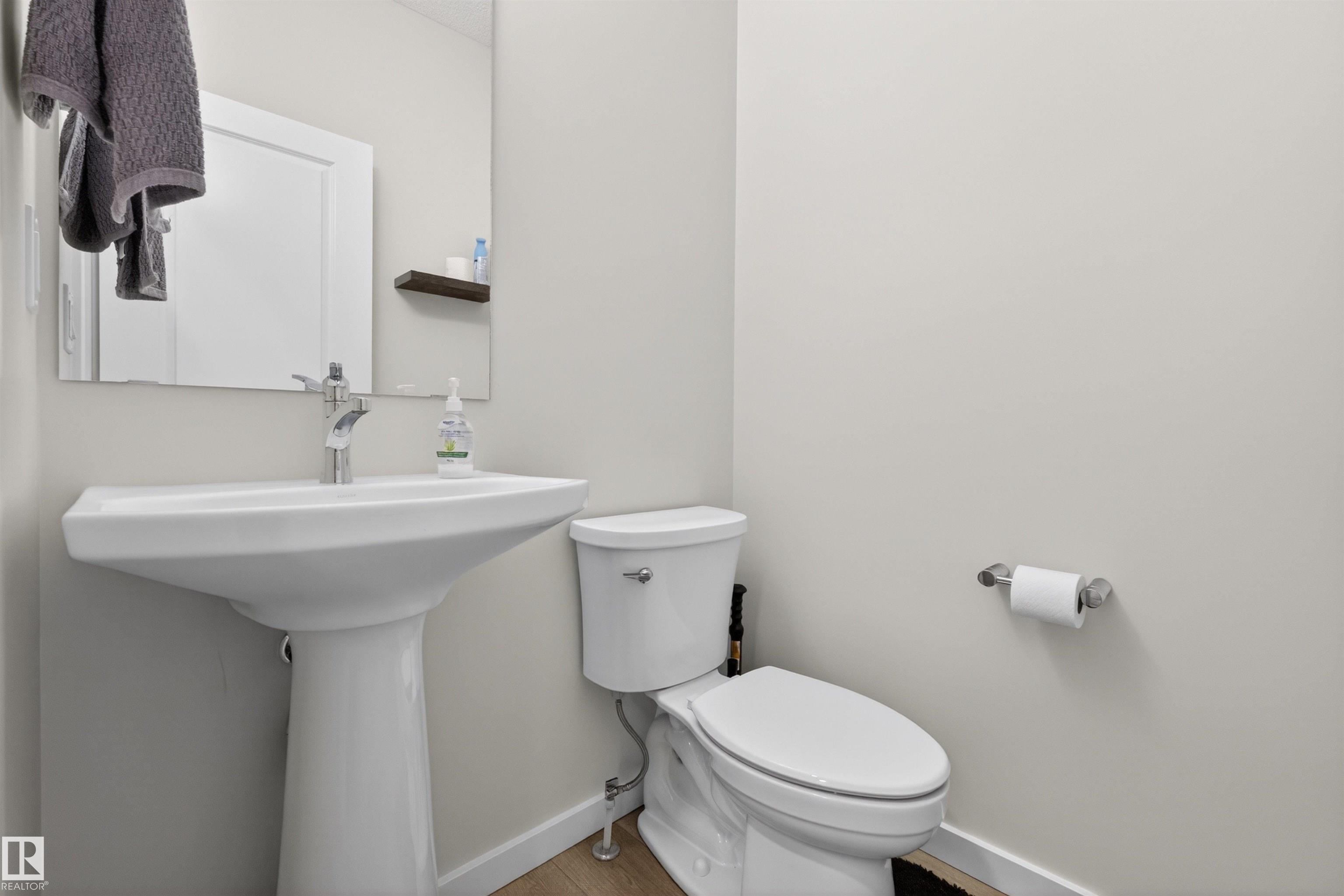 Photo 6 at 332 Juniper Cove, Woodbend, Leduc