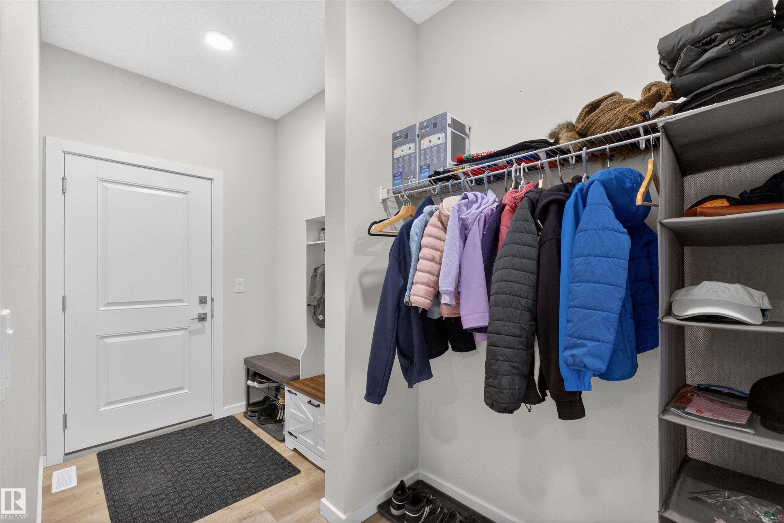 Photo 7 at 332 Juniper Cove, Woodbend, Leduc