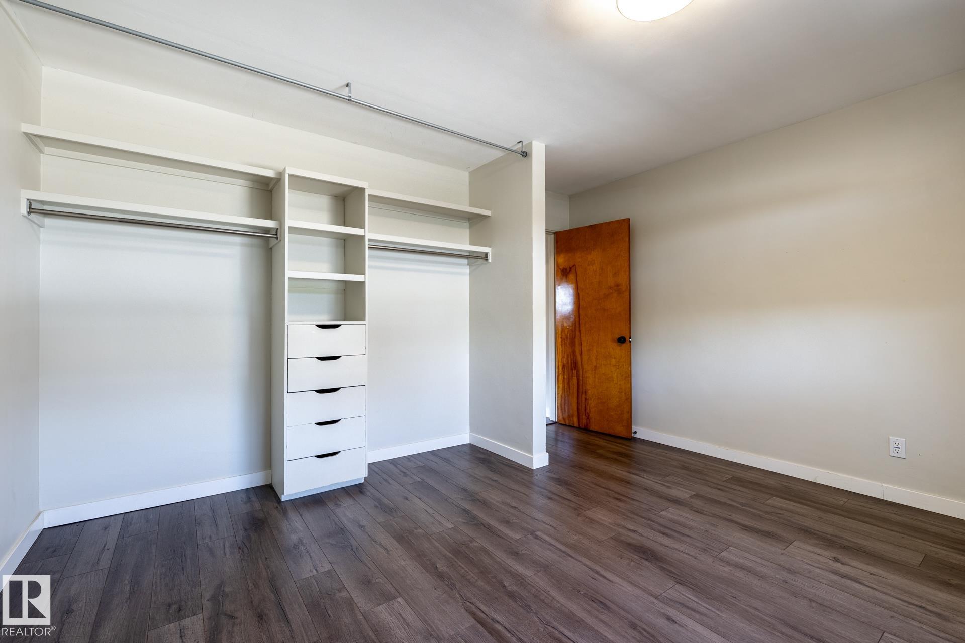 Photo 21 at 5703 106 Avenue NW, Fulton Place, Edmonton