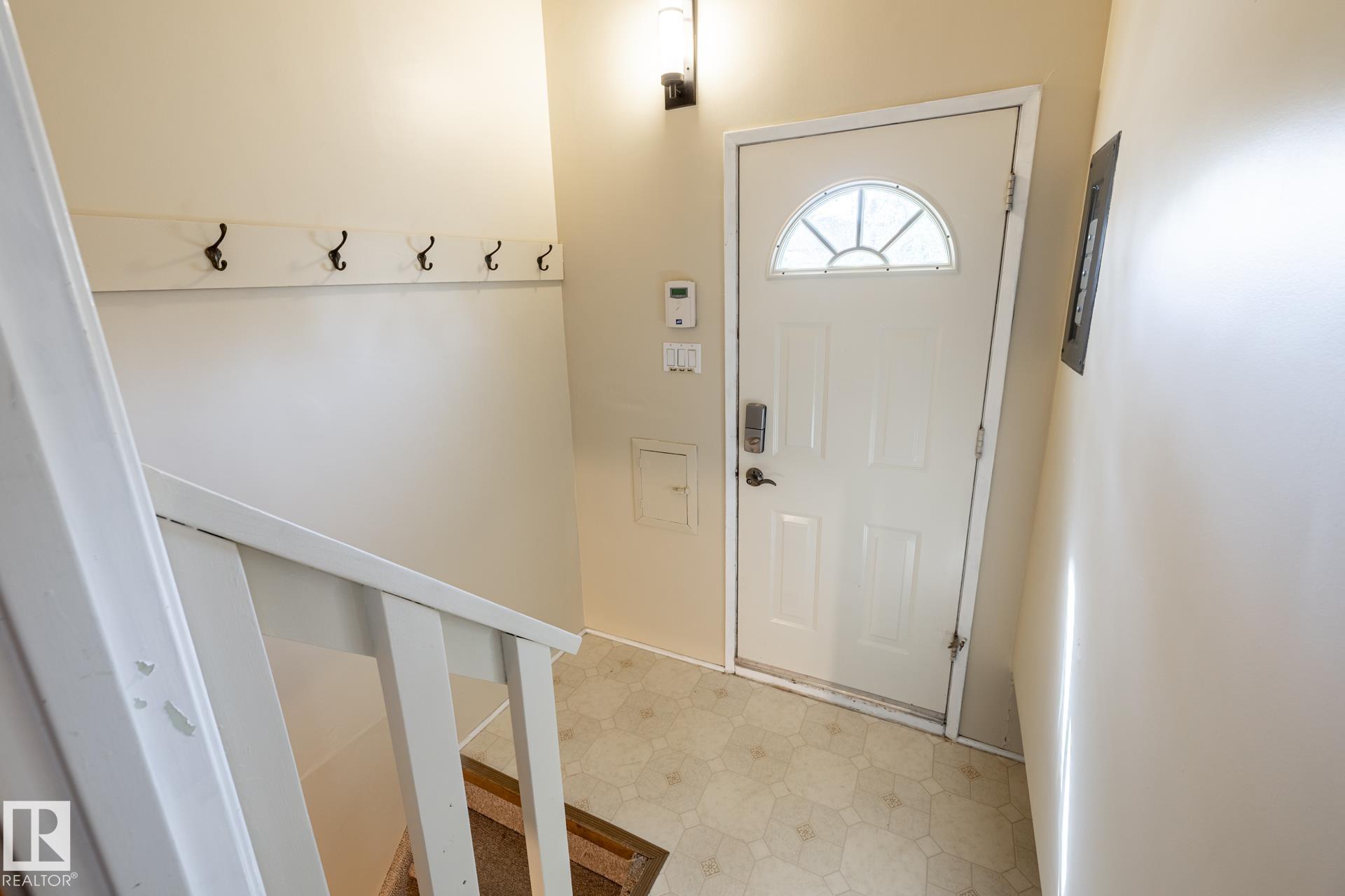Photo 26 at 5703 106 Avenue NW, Fulton Place, Edmonton