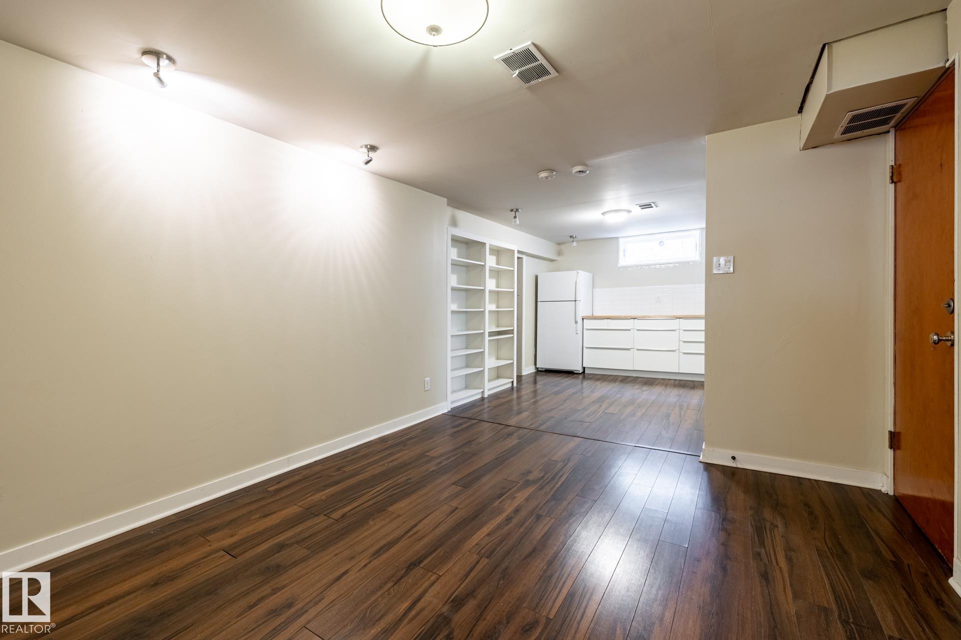Photo 35 at 5703 106 Avenue NW, Fulton Place, Edmonton