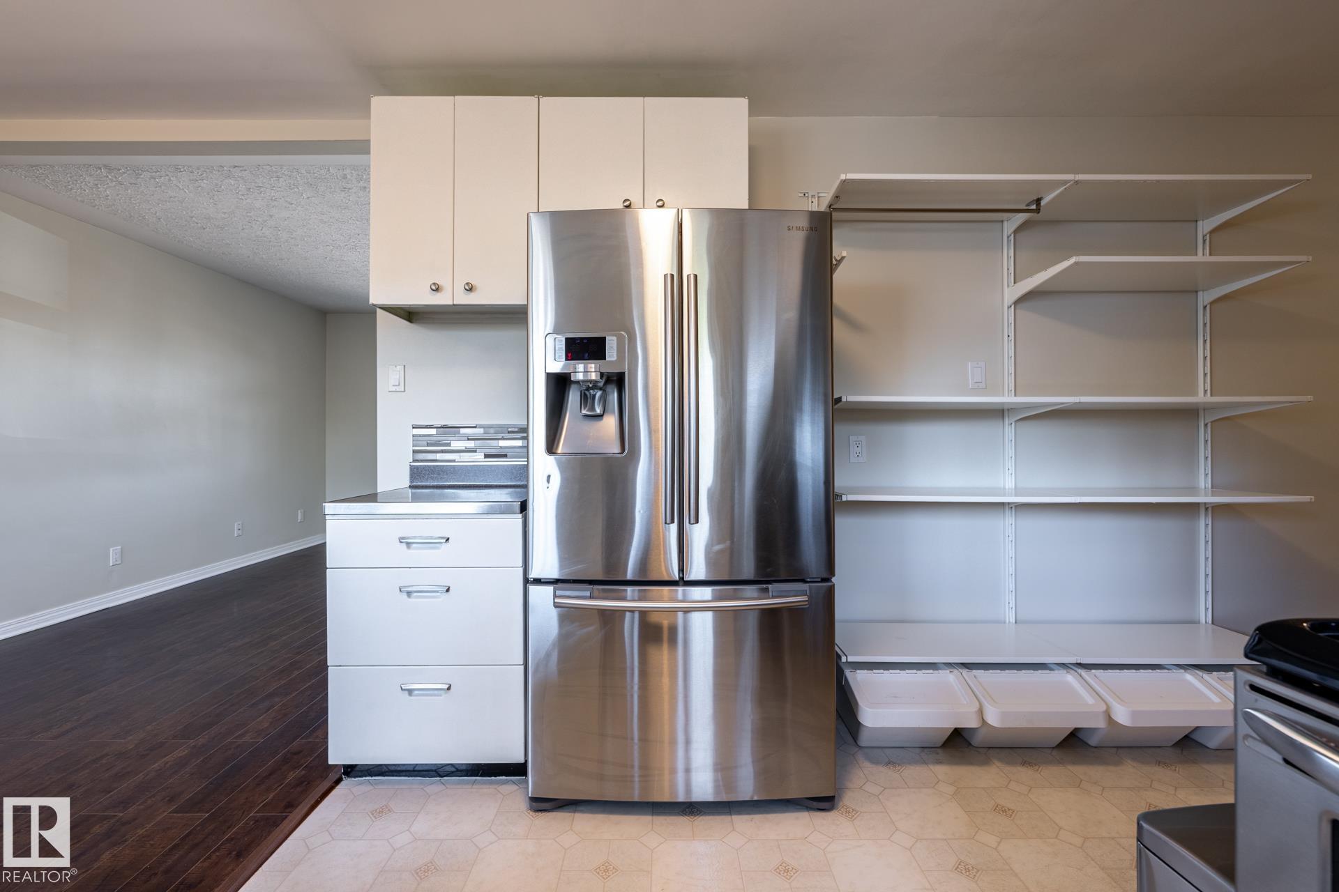 Photo 8 at 5703 106 Avenue NW, Fulton Place, Edmonton