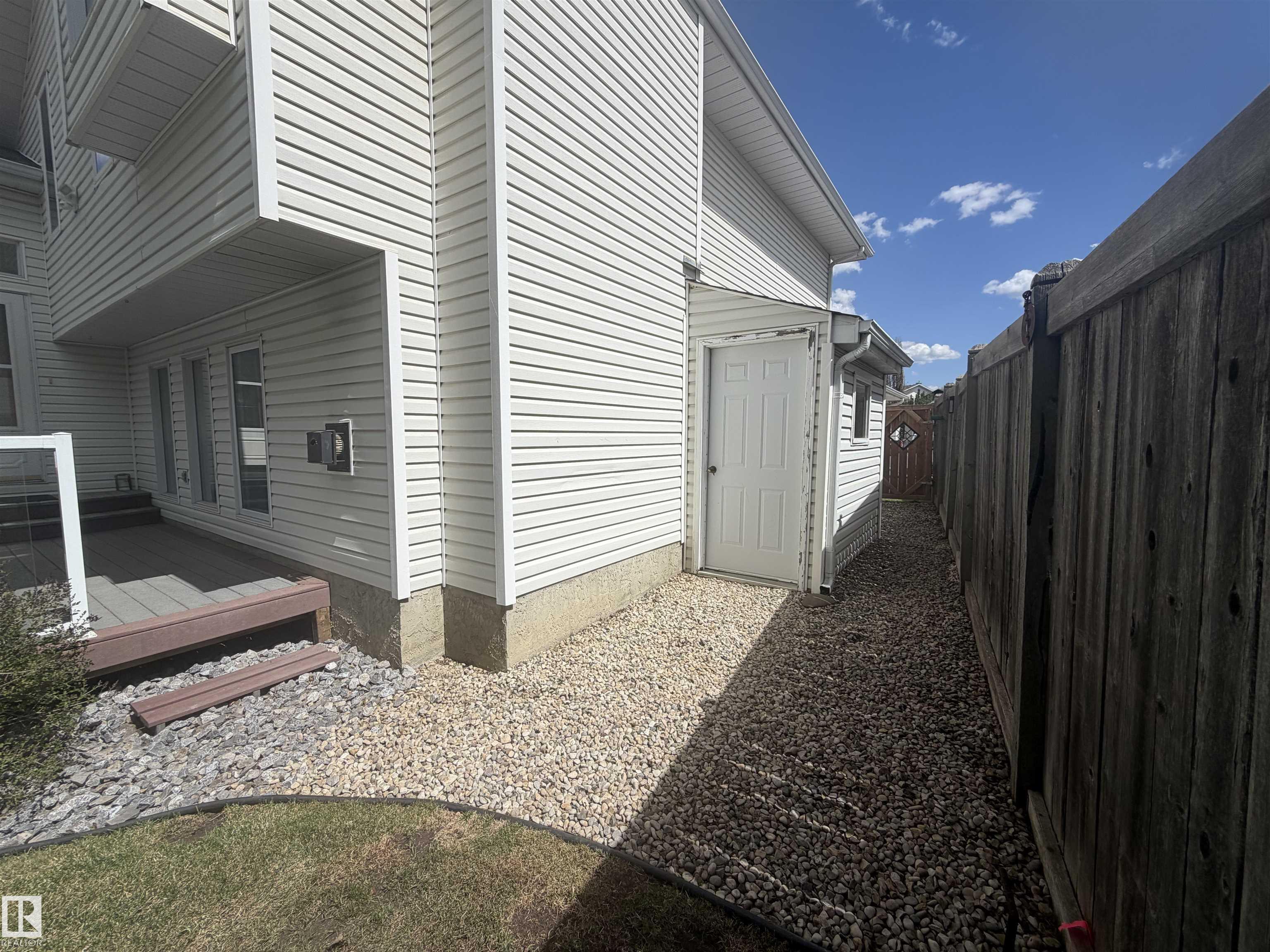 Photo 12 at 10 Harmony Place, Heritage Lakes, St. Albert