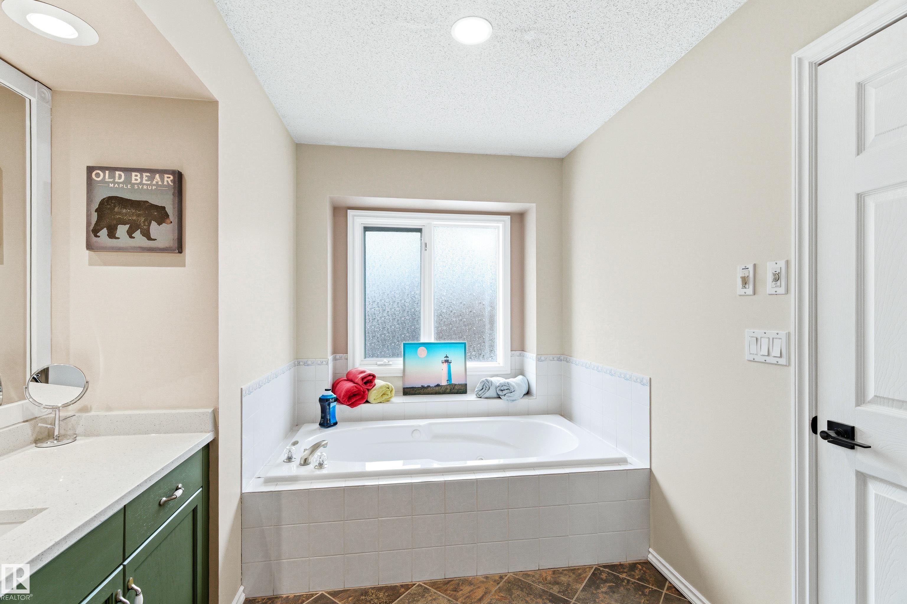 Photo 28 at 10 Harmony Place, Heritage Lakes, St. Albert