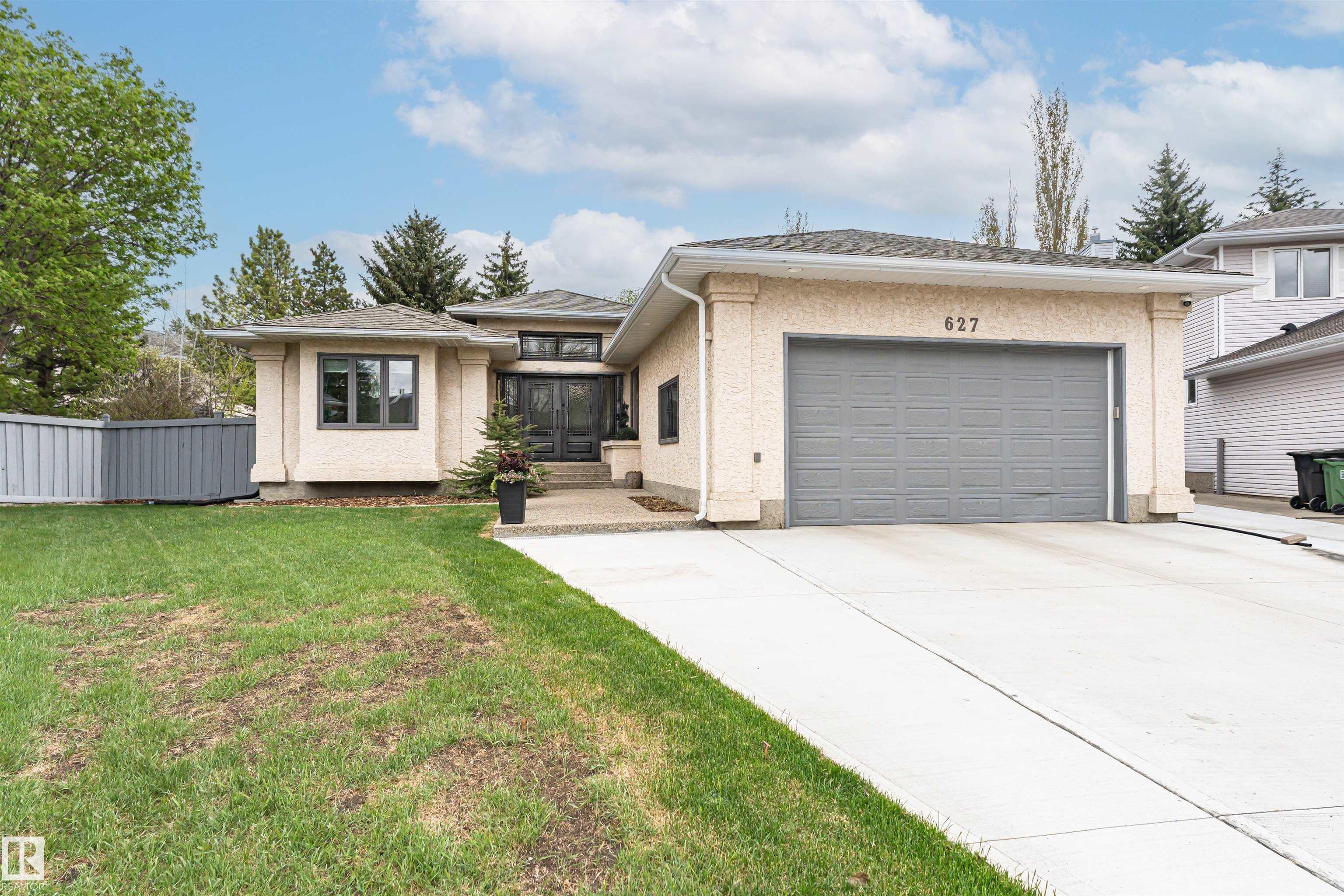 627 Forest Lane NW, Falconer Heights, Edmonton