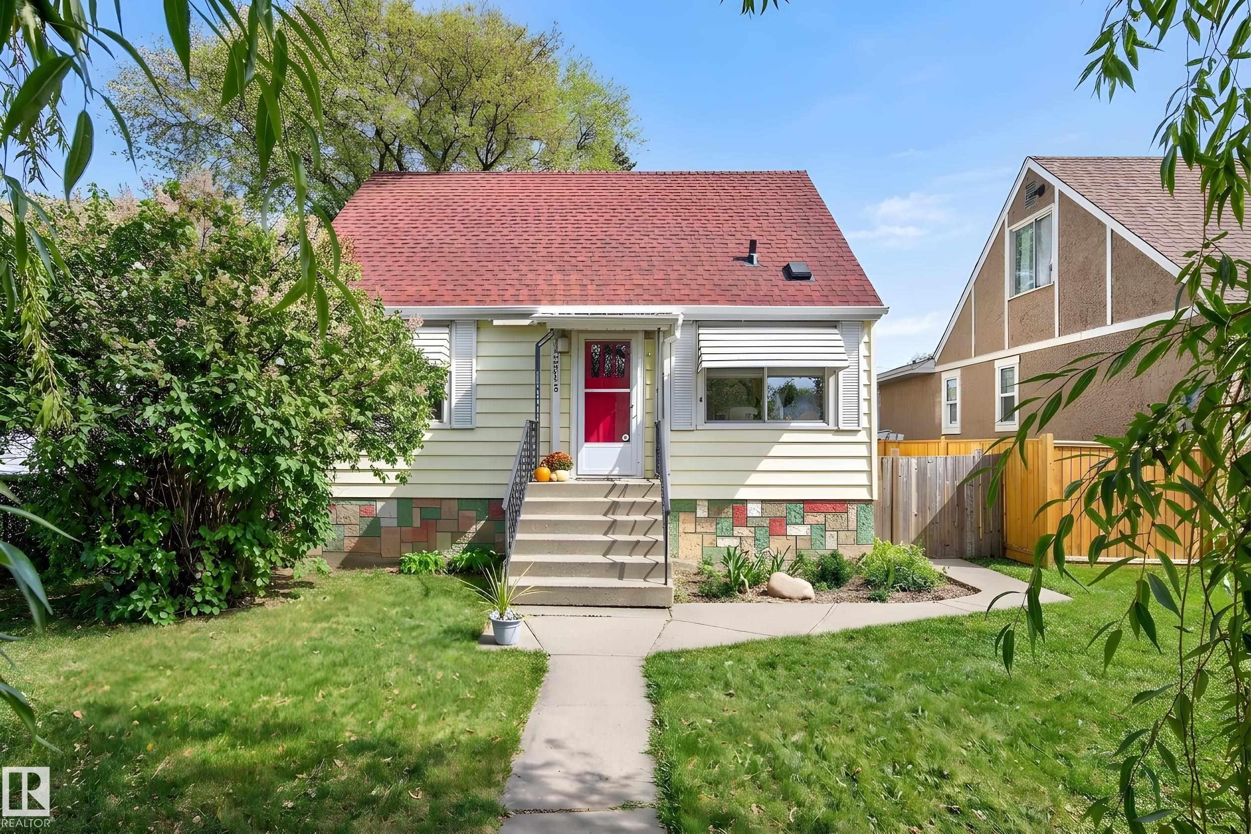Picture for 12315 103 ST NW