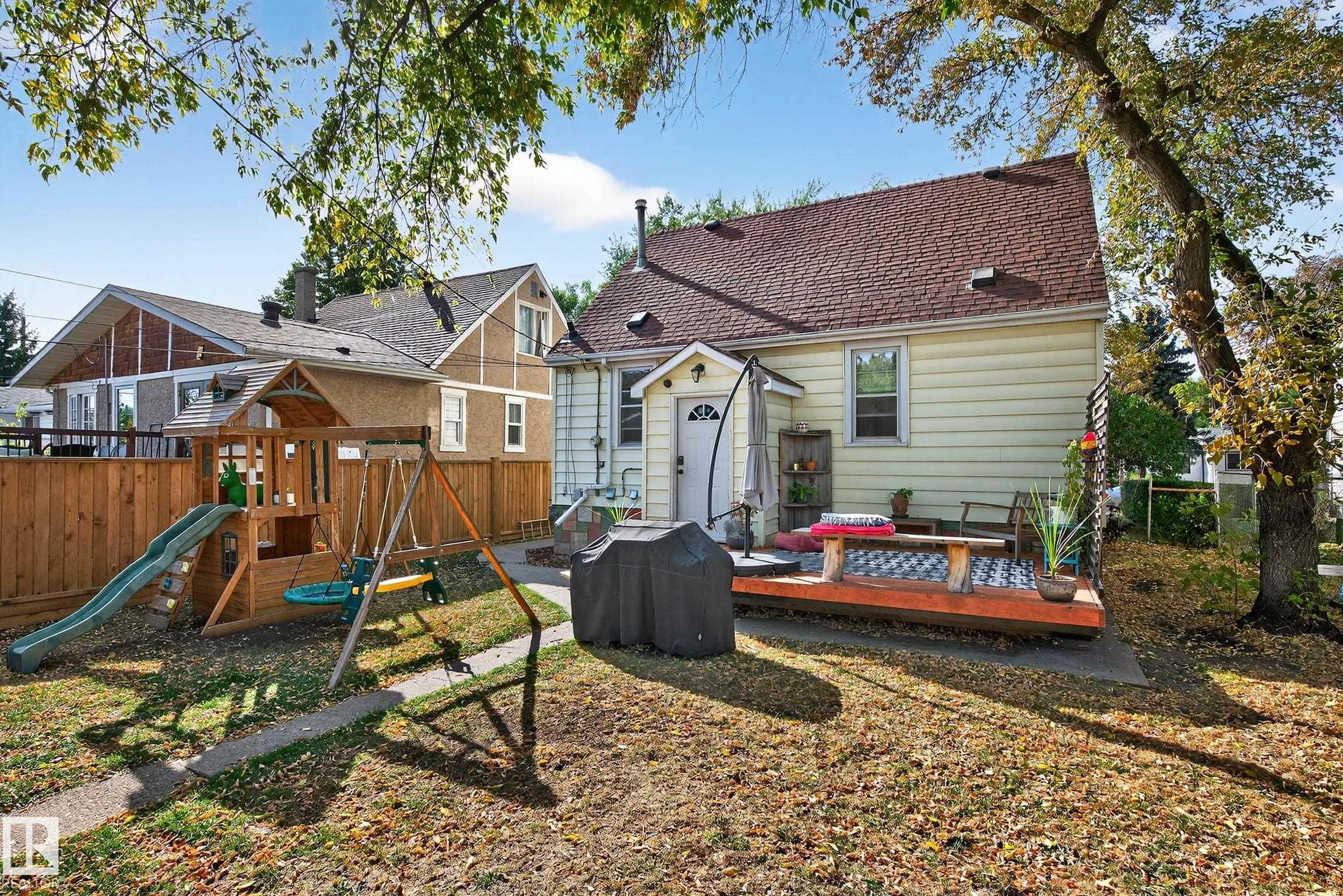 https://zimg.paragon.ice.com/ParagonImages/Property/PM/RAE/225402037/40/0/0/d5a1b129020c7857402ee16636e6e5a8/1/5402de4e94353e77b822520867ae3aec/225402037-8B13078D-3066-4C65-9E80-52BB0254BB0A.JPG