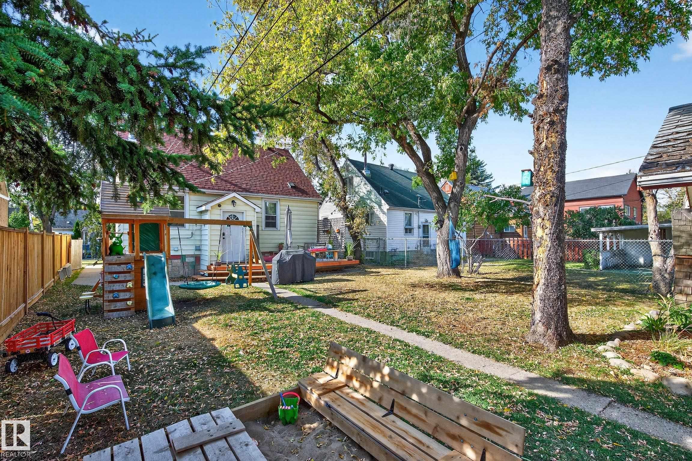 https://zimg.paragon.ice.com/ParagonImages/Property/PM/RAE/225402037/47/0/0/a4c88e367a497bfa7c7f9c9d2807a332/1/5402de4e94353e77b822520867ae3aec/225402037-F39552A0-80A8-4C9C-8C80-82B49BCF8D81.JPG