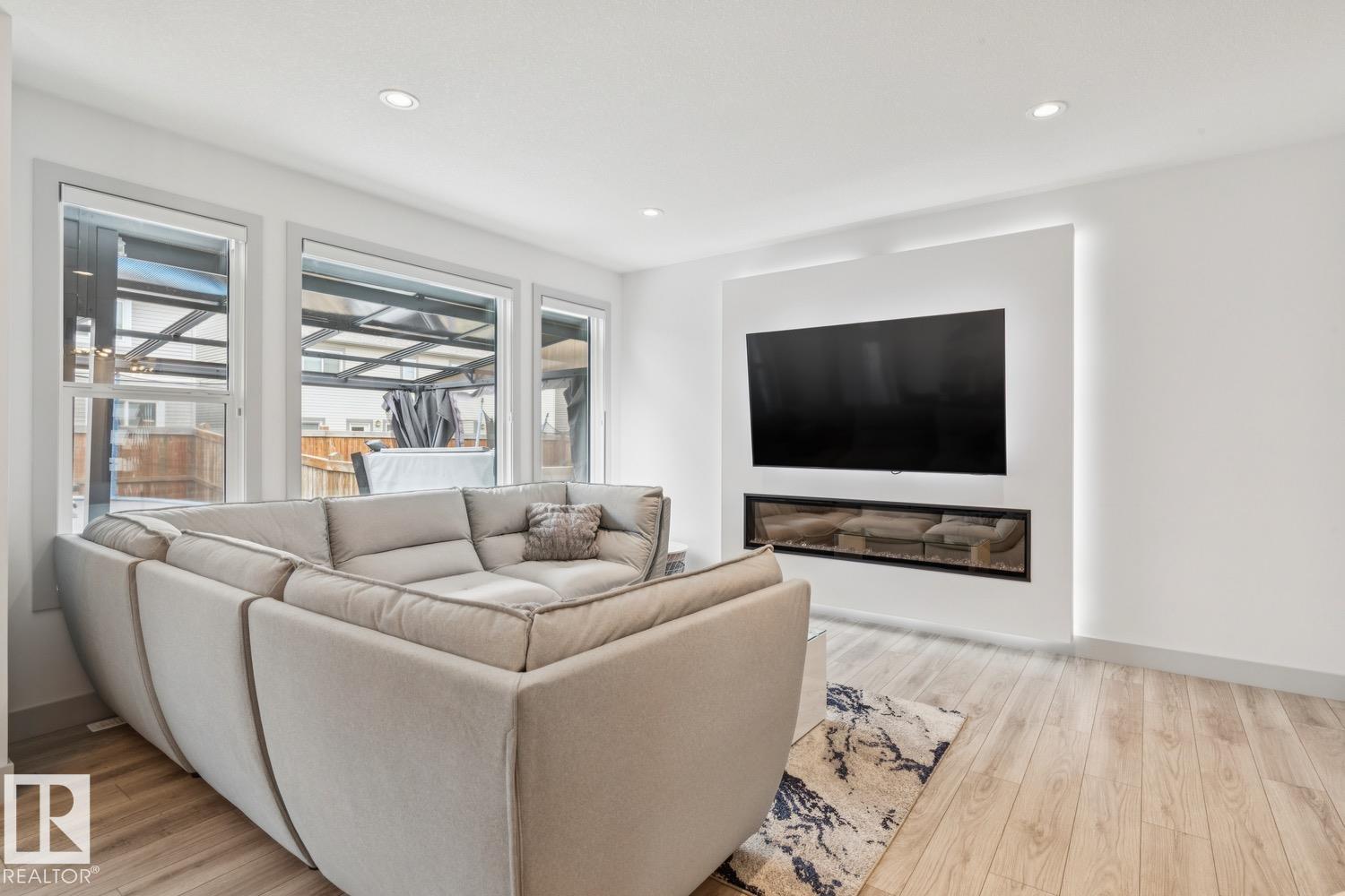 Photo 13 at 17618 63a Street NW, McConachie Area, Edmonton