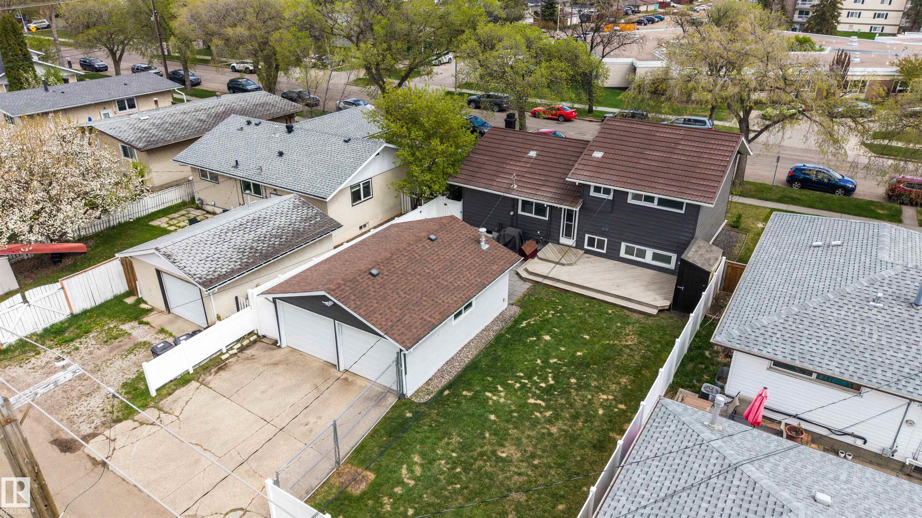 https://zimg.paragon.ice.com/ParagonImages/Property/PM/RAE/225402046/44/0/0/6e8057eceef014cfdfe3cc072e4feb39/1/dca72e53db35d3d232c35066a9f25ab3/225402046-532ebb3b-3993-479b-92e5-8018281016b9.JPG