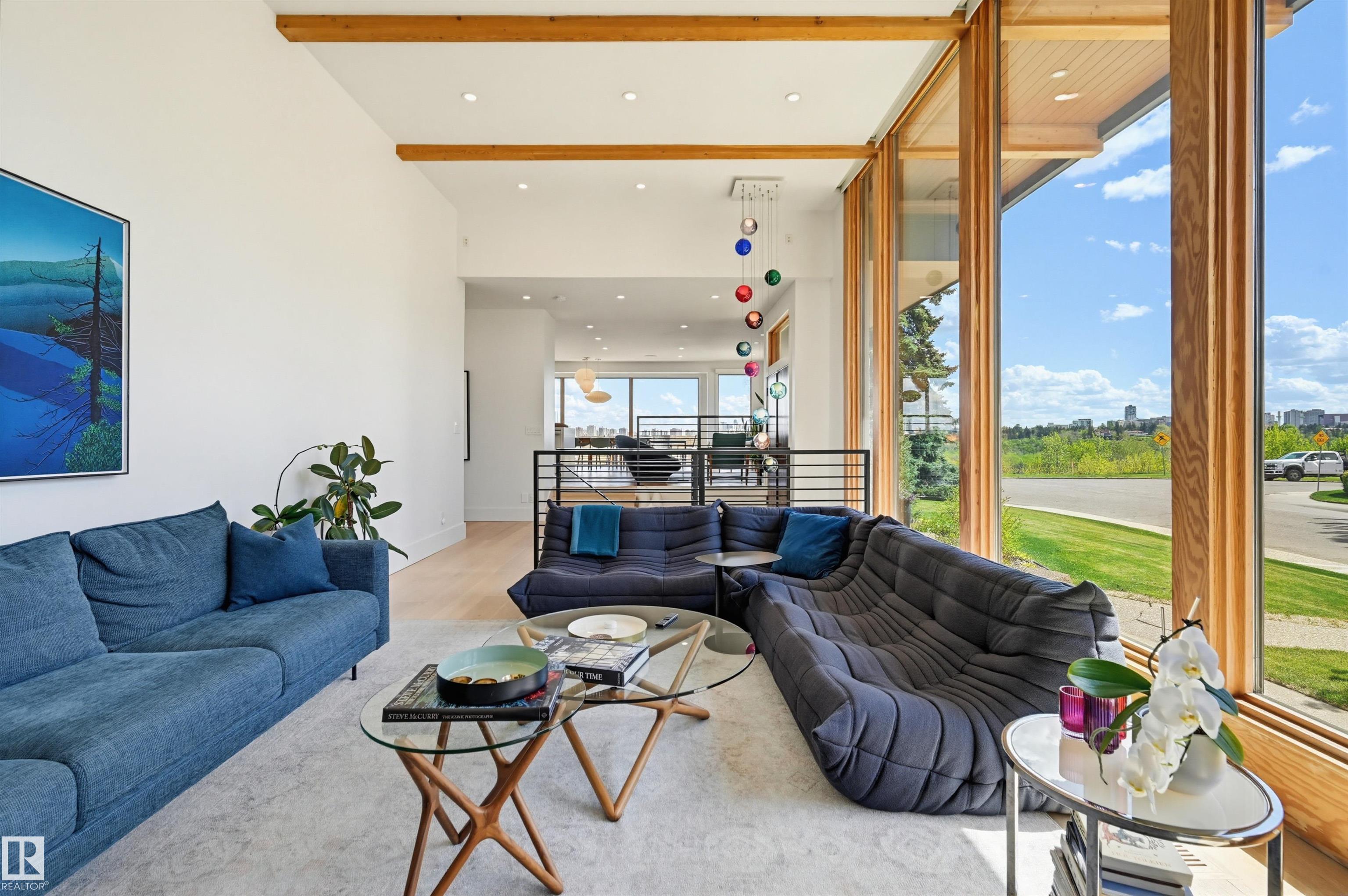 https://zimg.paragon.ice.com/ParagonImages/Property/PM/RAE/225402047/25/0/0/5f186af49c0aa870a21e7a2ea1dd89a7/1/de81c4e730b578d230bbbccf2d201ccb/225402047-a38ff4f7-c222-4183-9960-ad1ff0d0e95b.JPG