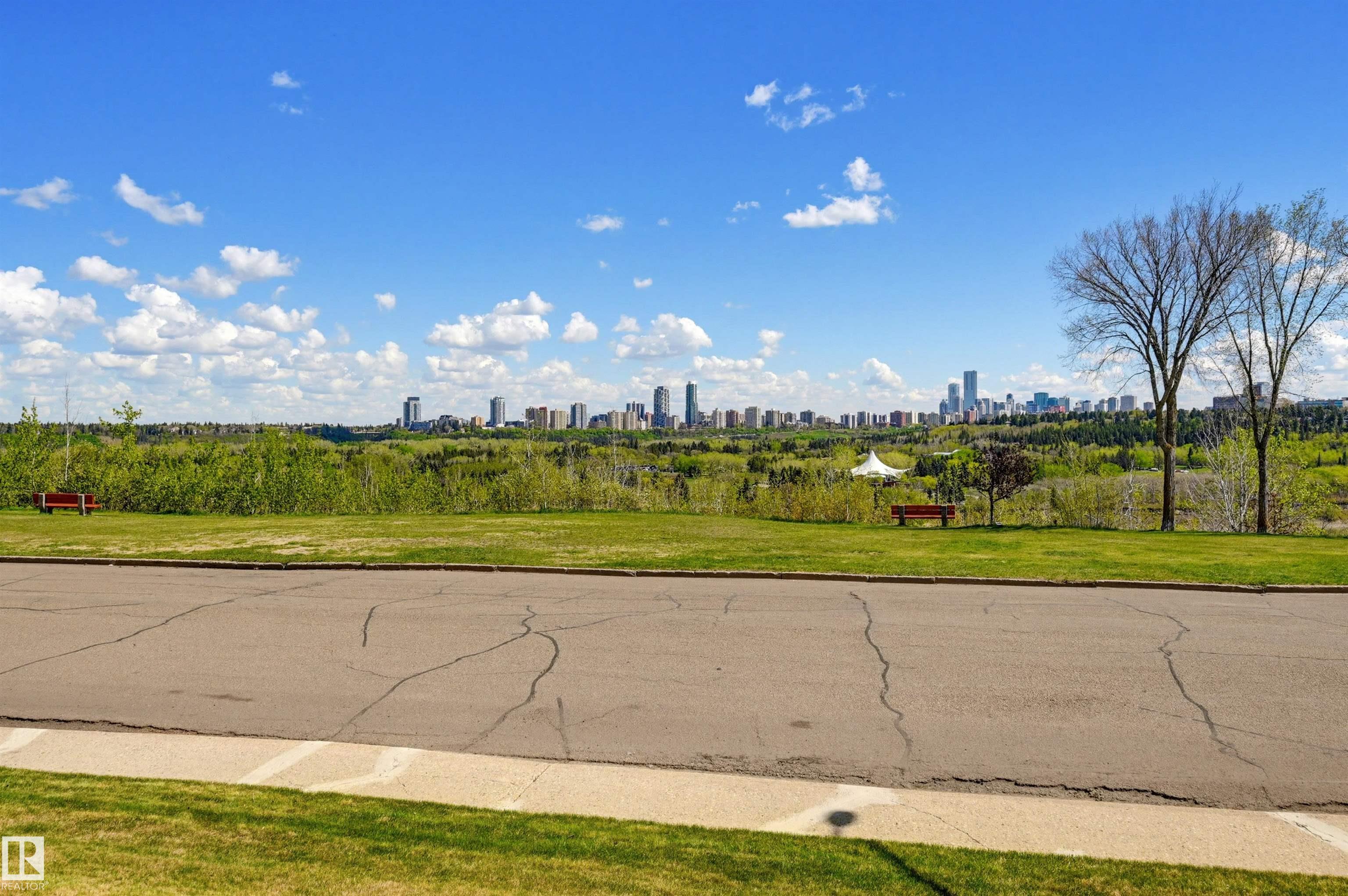 https://zimg.paragon.ice.com/ParagonImages/Property/PM/RAE/225402047/33/0/0/e2642236c14432e20ae75e0b7287c2ca/1/de81c4e730b578d230bbbccf2d201ccb/225402047-4382dfee-daa2-4bf6-9624-d9d8ef81df3c.JPG