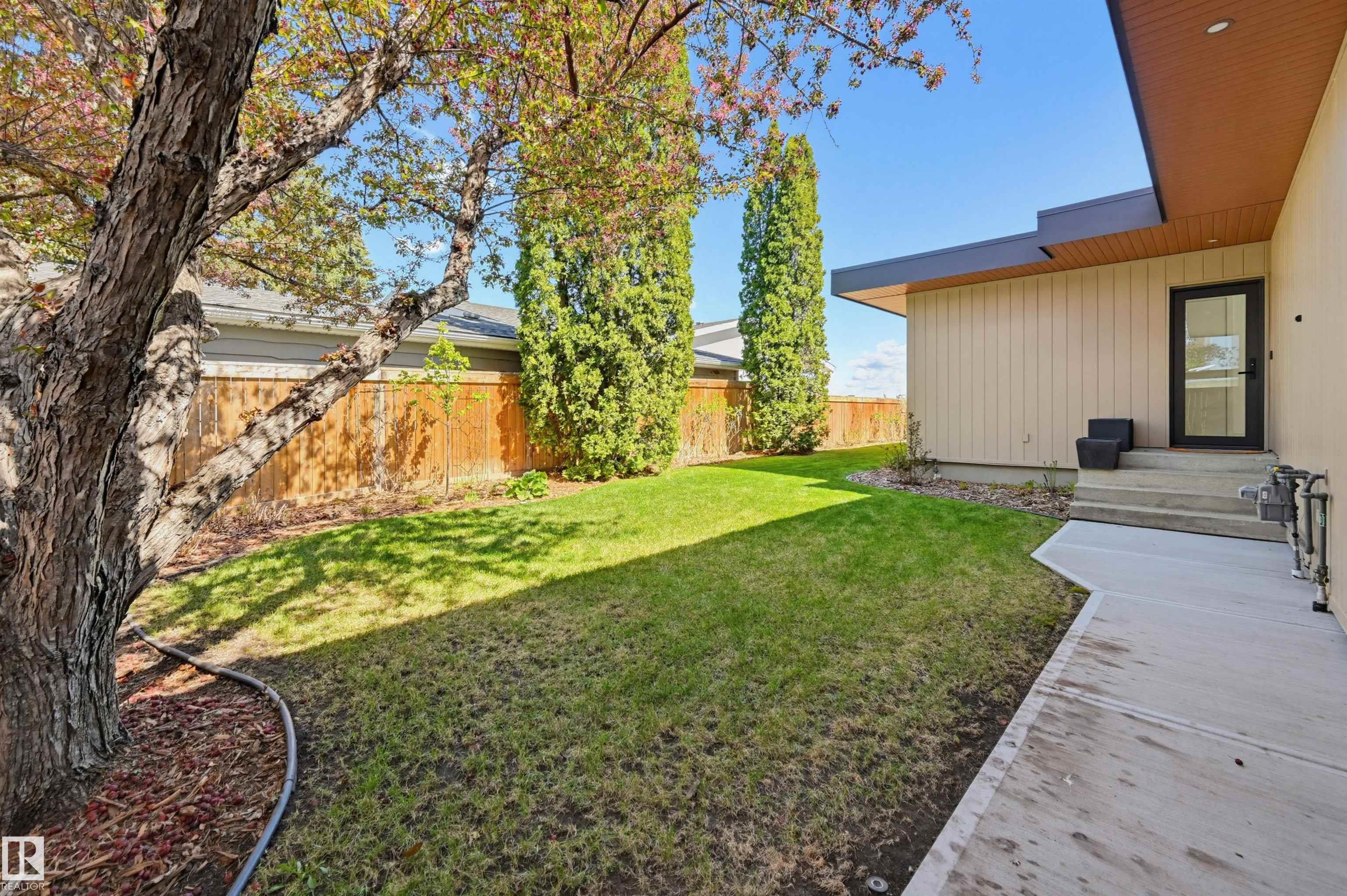 https://zimg.paragon.ice.com/ParagonImages/Property/PM/RAE/225402047/62/0/0/cbad9df5b375a3ea2f82aeea562aee1e/1/de81c4e730b578d230bbbccf2d201ccb/225402047-7f7e2d25-d0dc-4eb0-a326-775e5e10dacc.JPG