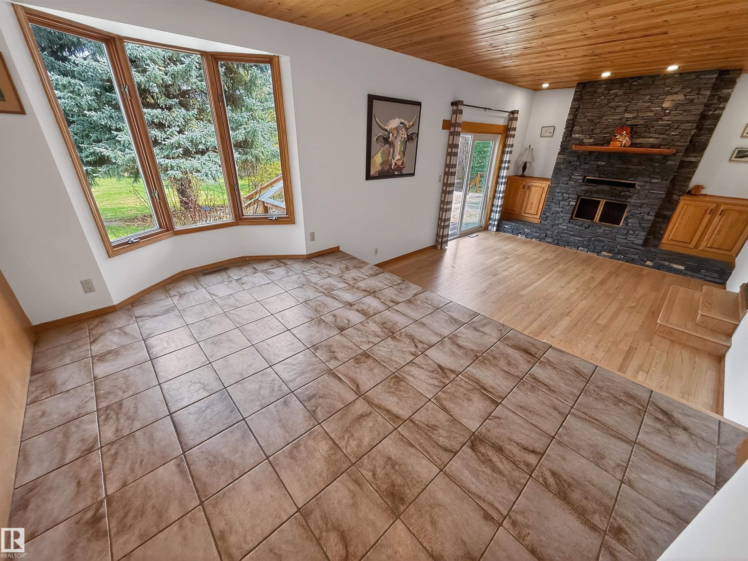 Photo 24 at 6 - 53218 Rge Road 14, Hillside Estates, Rural Parkland County